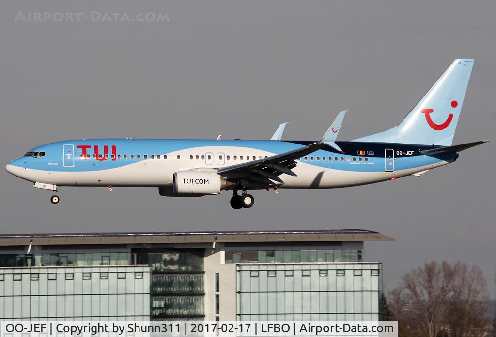 OO-JEF, 2014 Boeing 737-8K5 C/N 44271, Landing rwy 32R