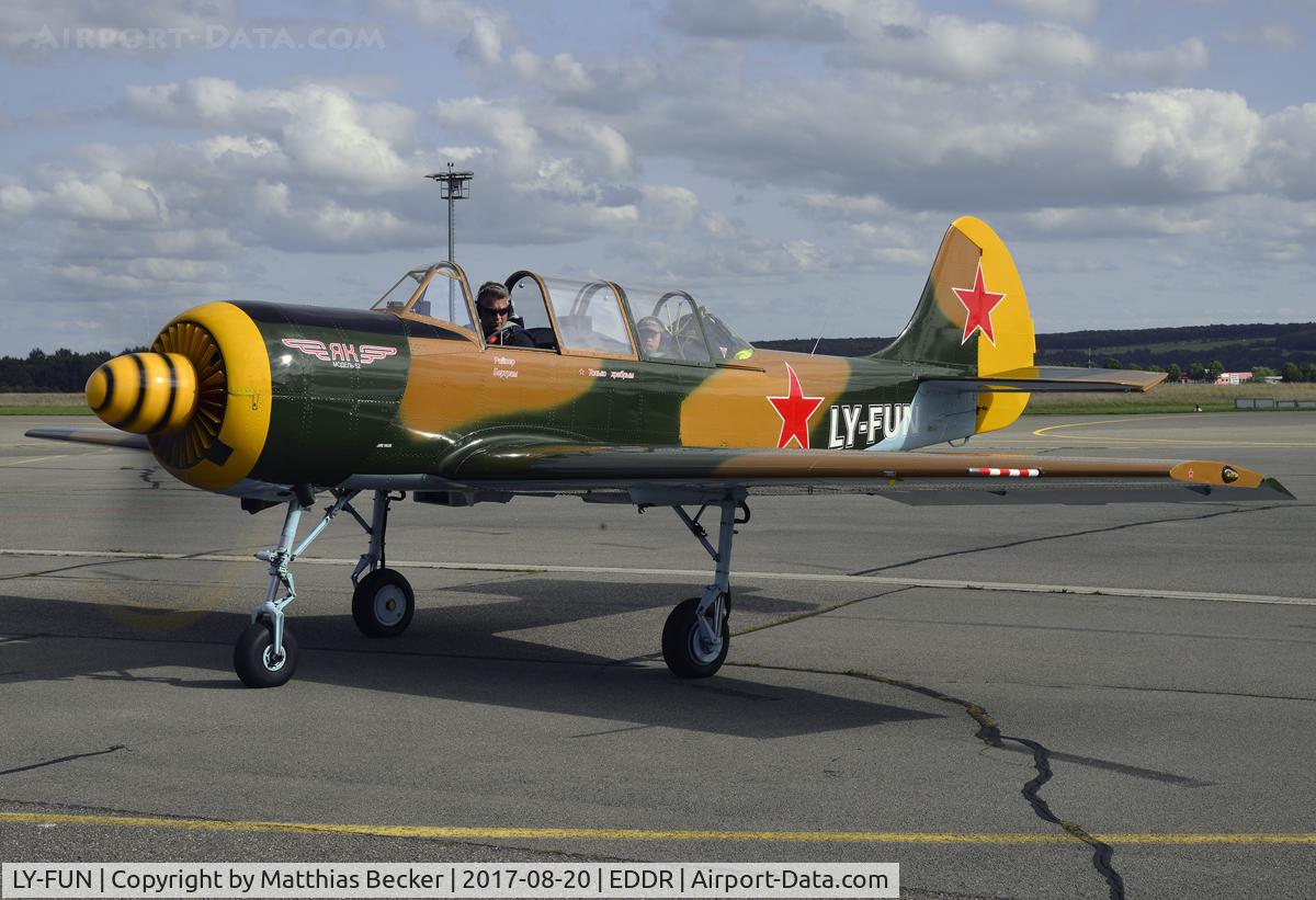 LY-FUN, 1986 Yakovlev Yak-52 C/N 867211, LY-FUN