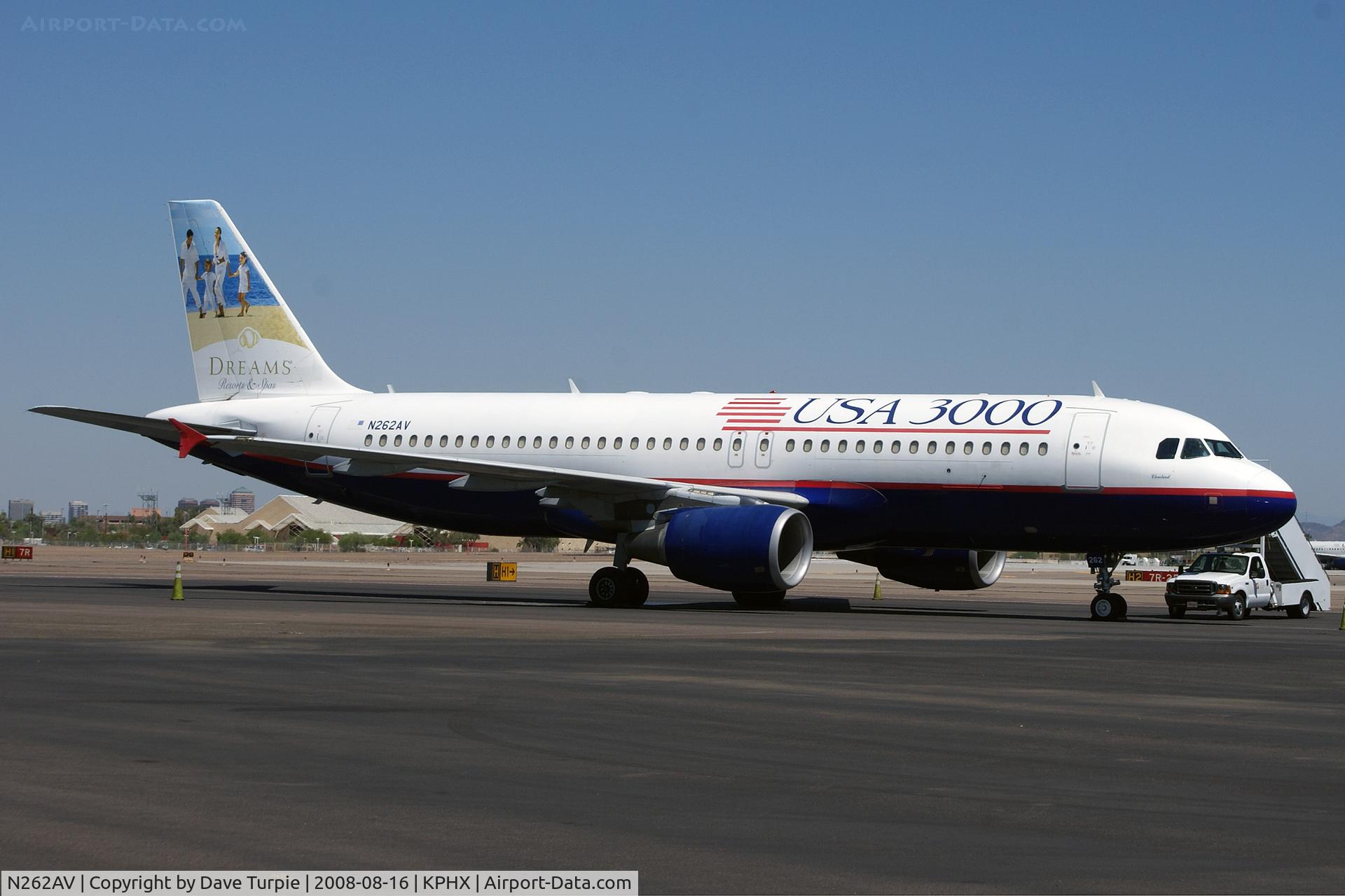 N262AV, 2002 Airbus A320-214 C/N 1725, A charter flight to PHX.