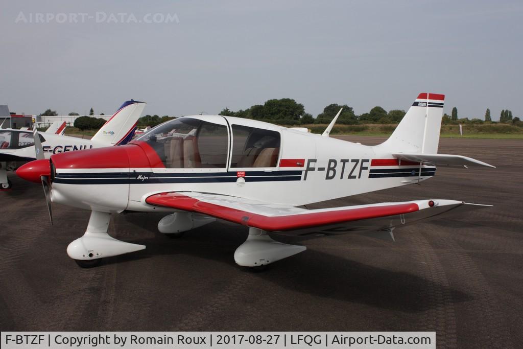 F-BTZF, Robin DR-400-160 Chevalier C/N 754, Parked