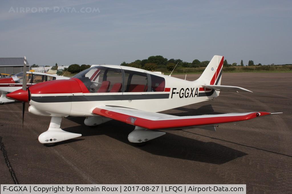 F-GGXA, Robin DR.400-120 Dauphin C/N 1897, Parked