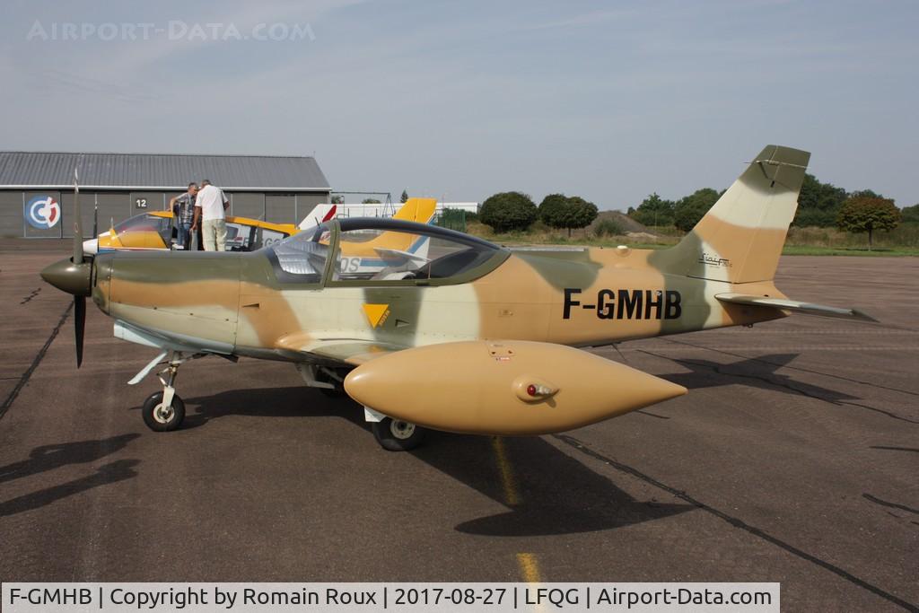 F-GMHB, SIAI-Marchetti SF-260C C/N 358, Parked