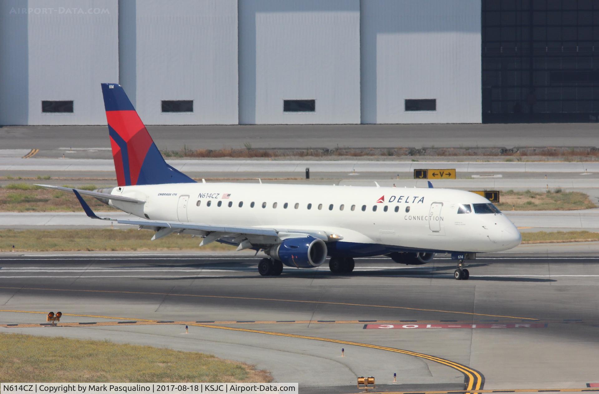 N614CZ, 2008 Embraer 175LR (ERJ-170-200LR) C/N 17000205, ERJ 170-200 LR