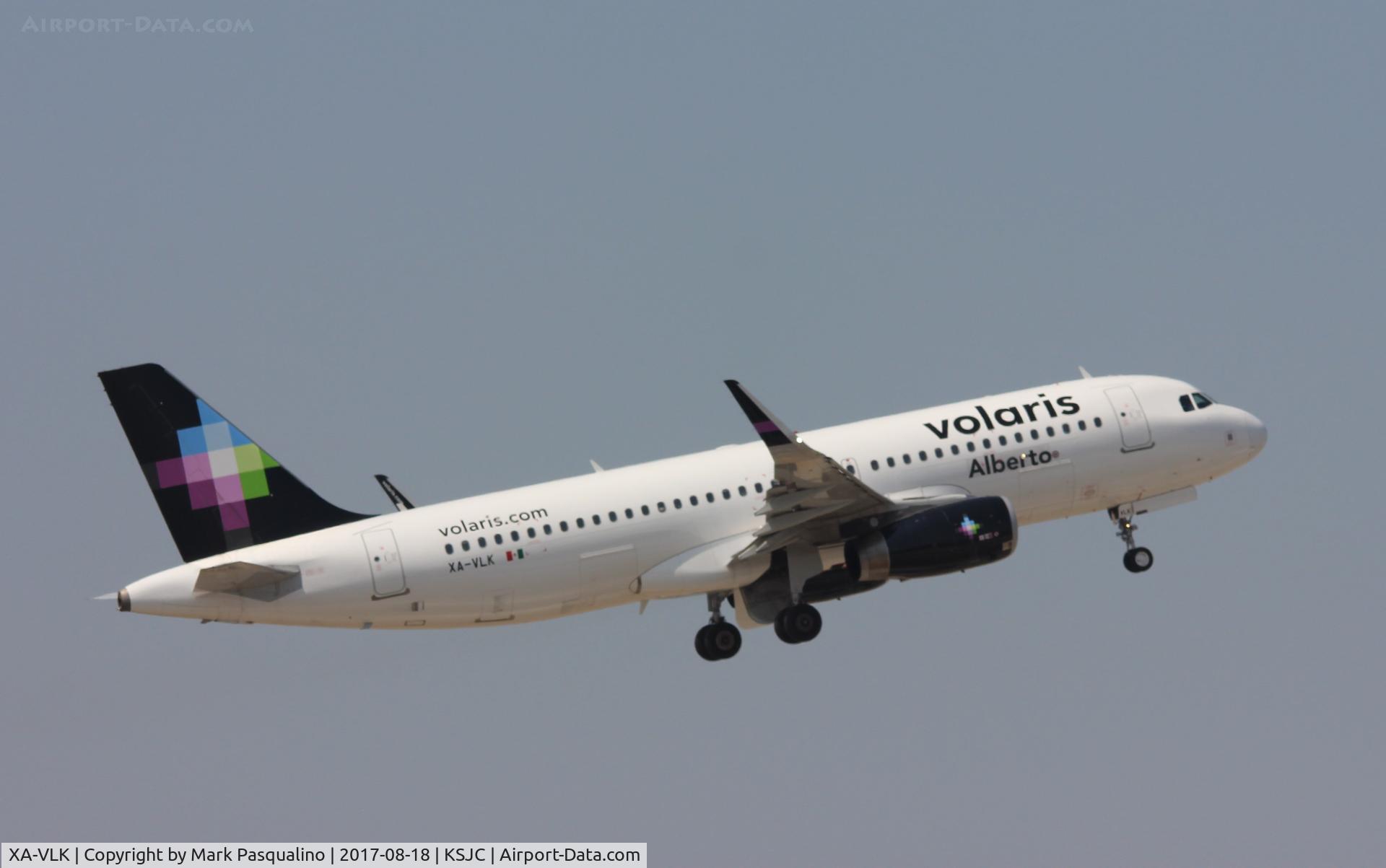 XA-VLK, 2015 Airbus A320-233 C/N 6610, Airbus A320