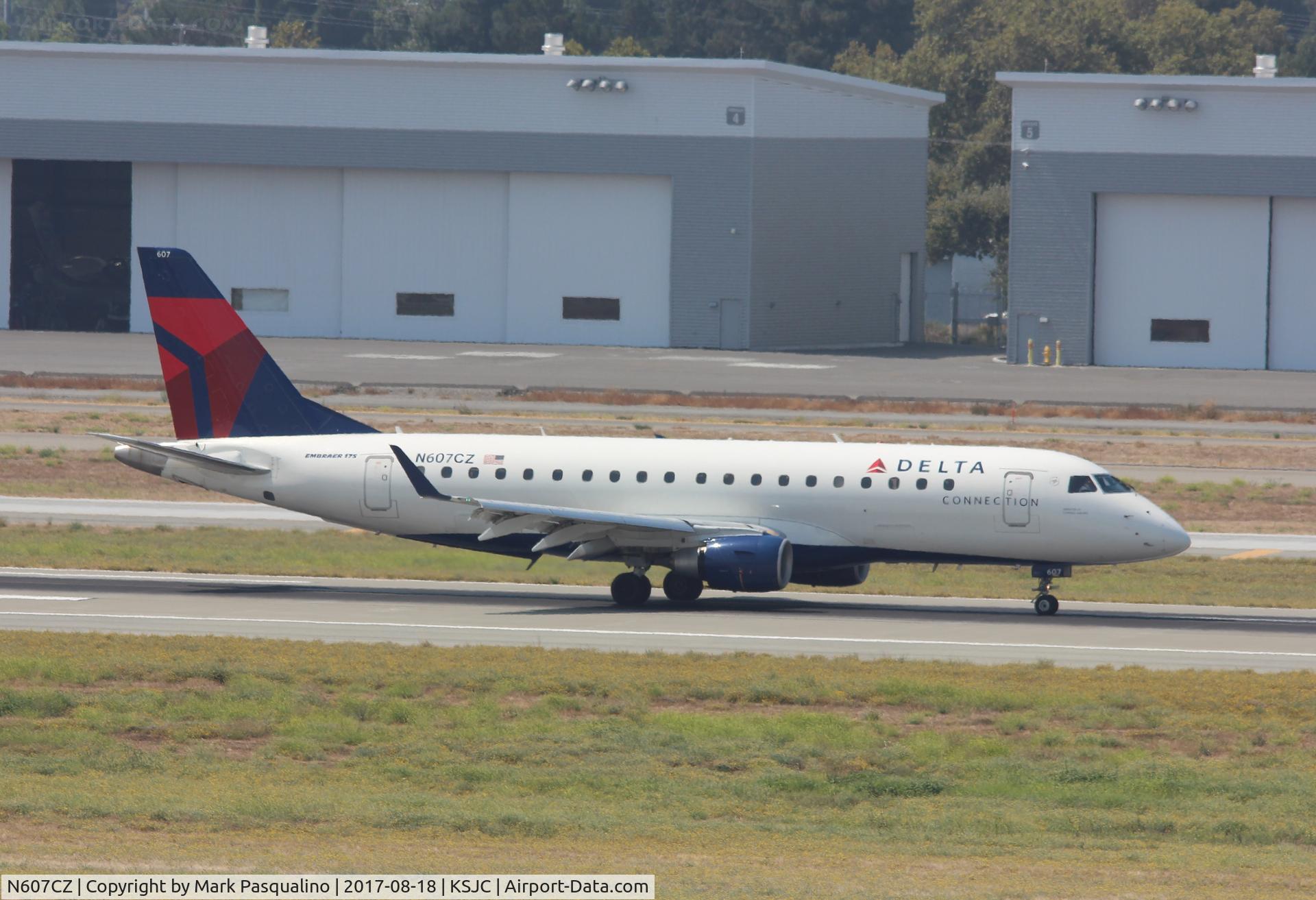 N607CZ, 2007 Embraer 170SU (ERJ-170-100SU) C/N 17000192, ERJ 170-100 SU