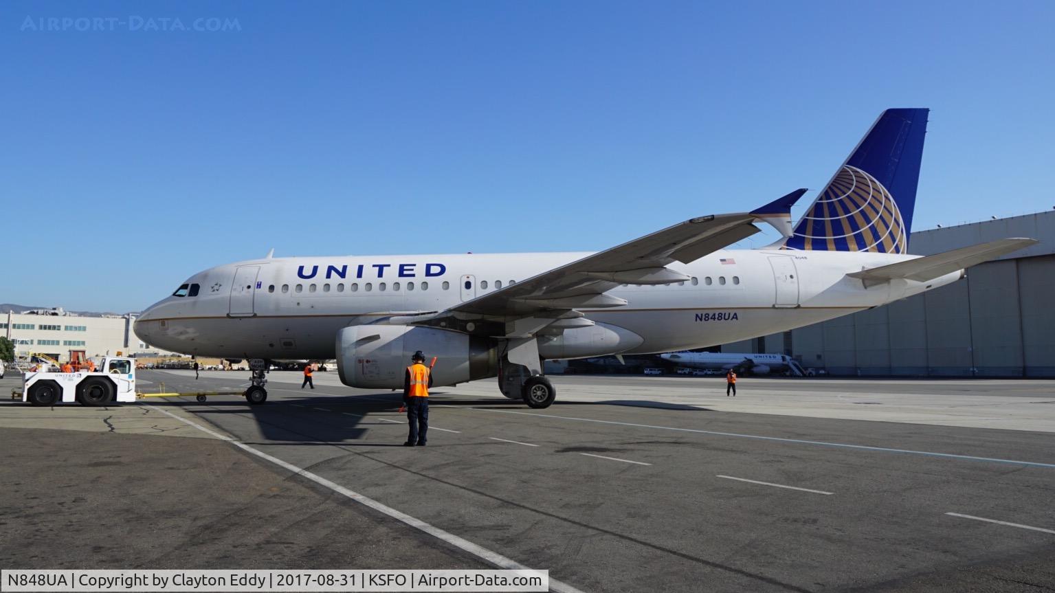 N848UA, 2002 Airbus A319-131 C/N 1647, SFO 2017.