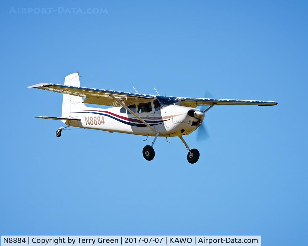 N8884, 1979 Cessna 180K Skywagon C/N 18053039, KAWO