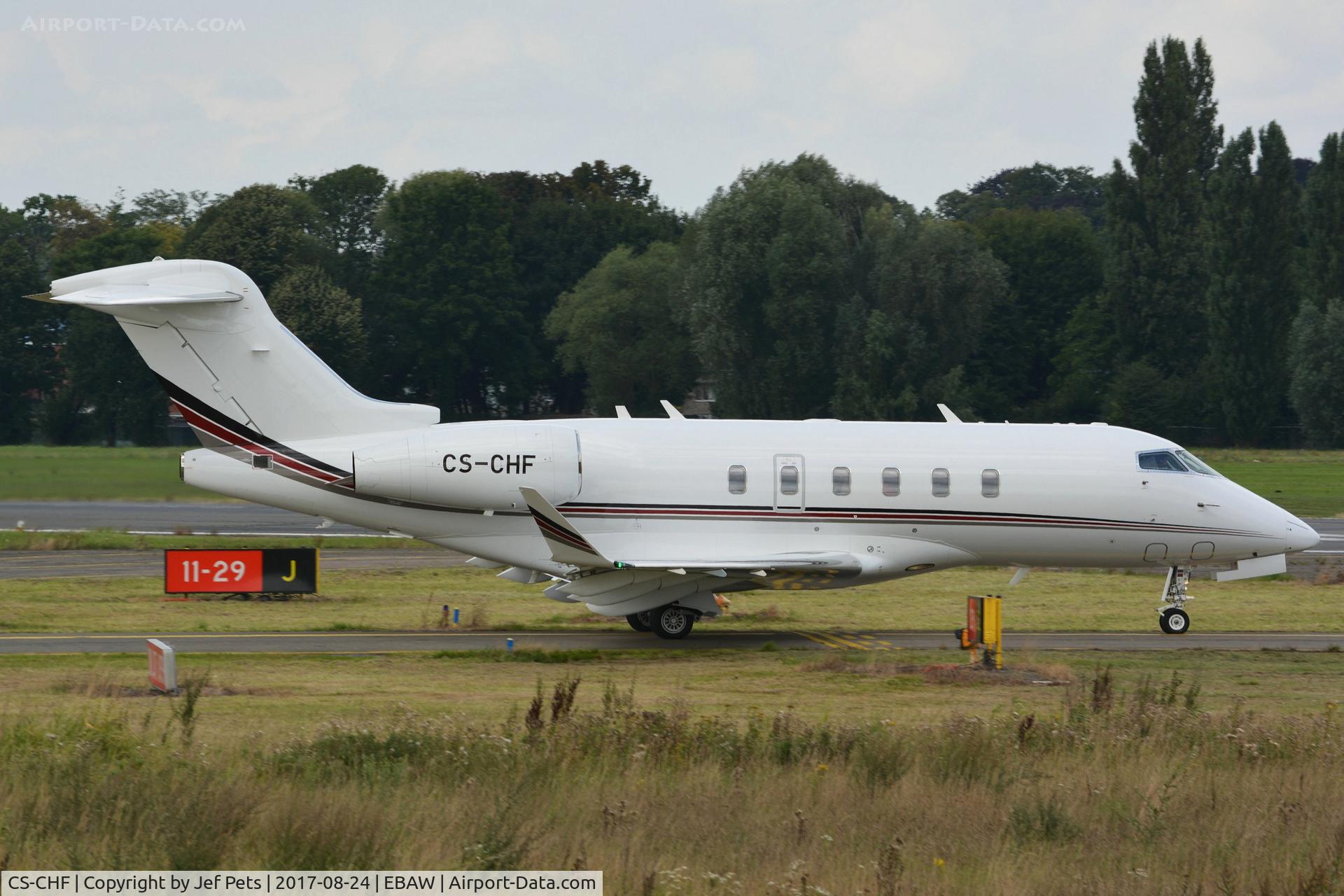 CS-CHF, 2017 Bombardier Challenger 350 (BD-100-1A10) C/N 20671, Taxiing to rwy 29 at Antwerp Airport..