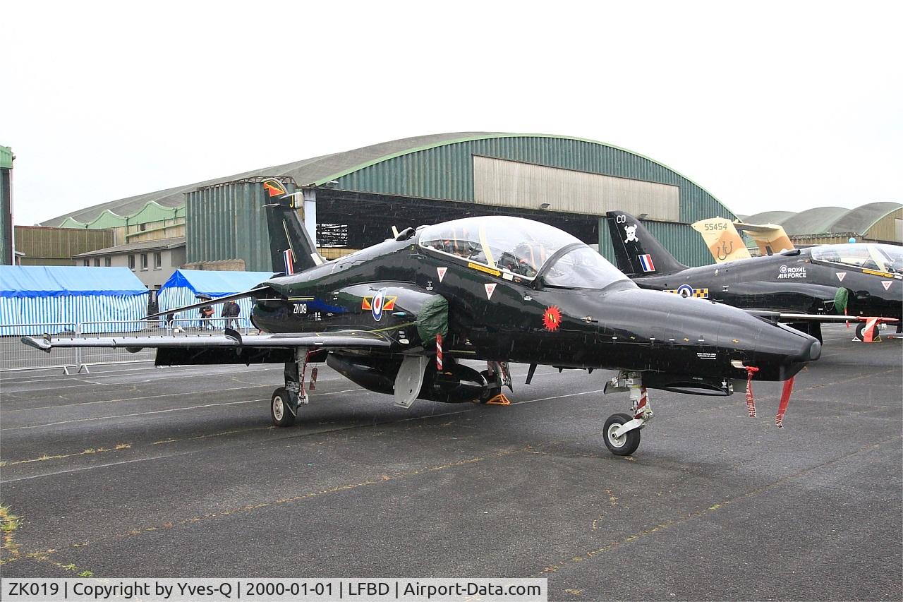 ZK019, 2008 British Aerospace Hawk T2 C/N RT010/1248, British Aerospace Hawk T.2, Static display, Bordeaux-Mérignac BA 106 (LFBD-BOD) Open day 2017