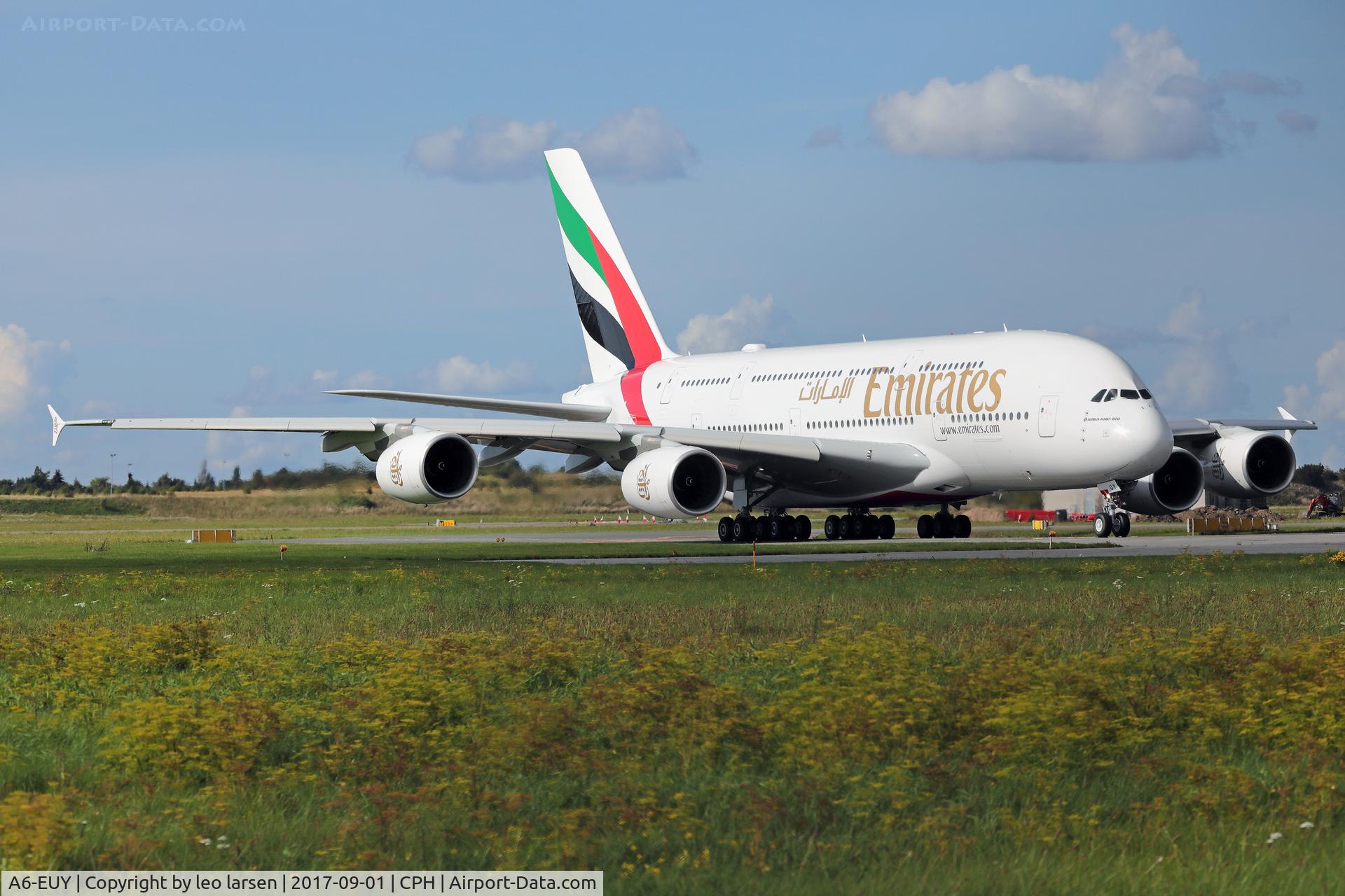 A6-EUY, 2017 Airbus A380-842 C/N 242, Copenhagen 1.9.2017 new aircraft .