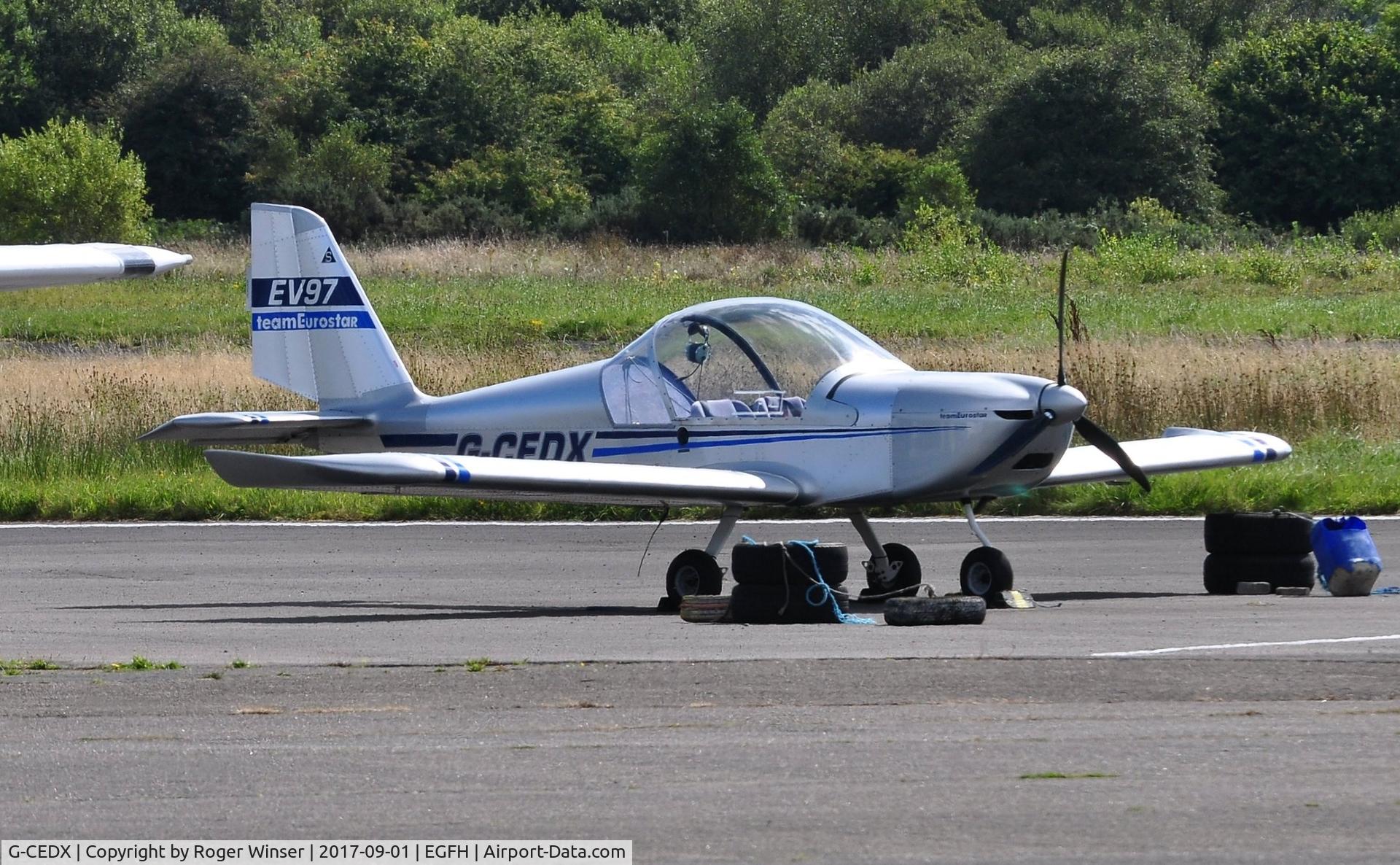 G-CEDX, 2006 Cosmik EV-97 TeamEurostar UK C/N 2827, Visiting EV-97.