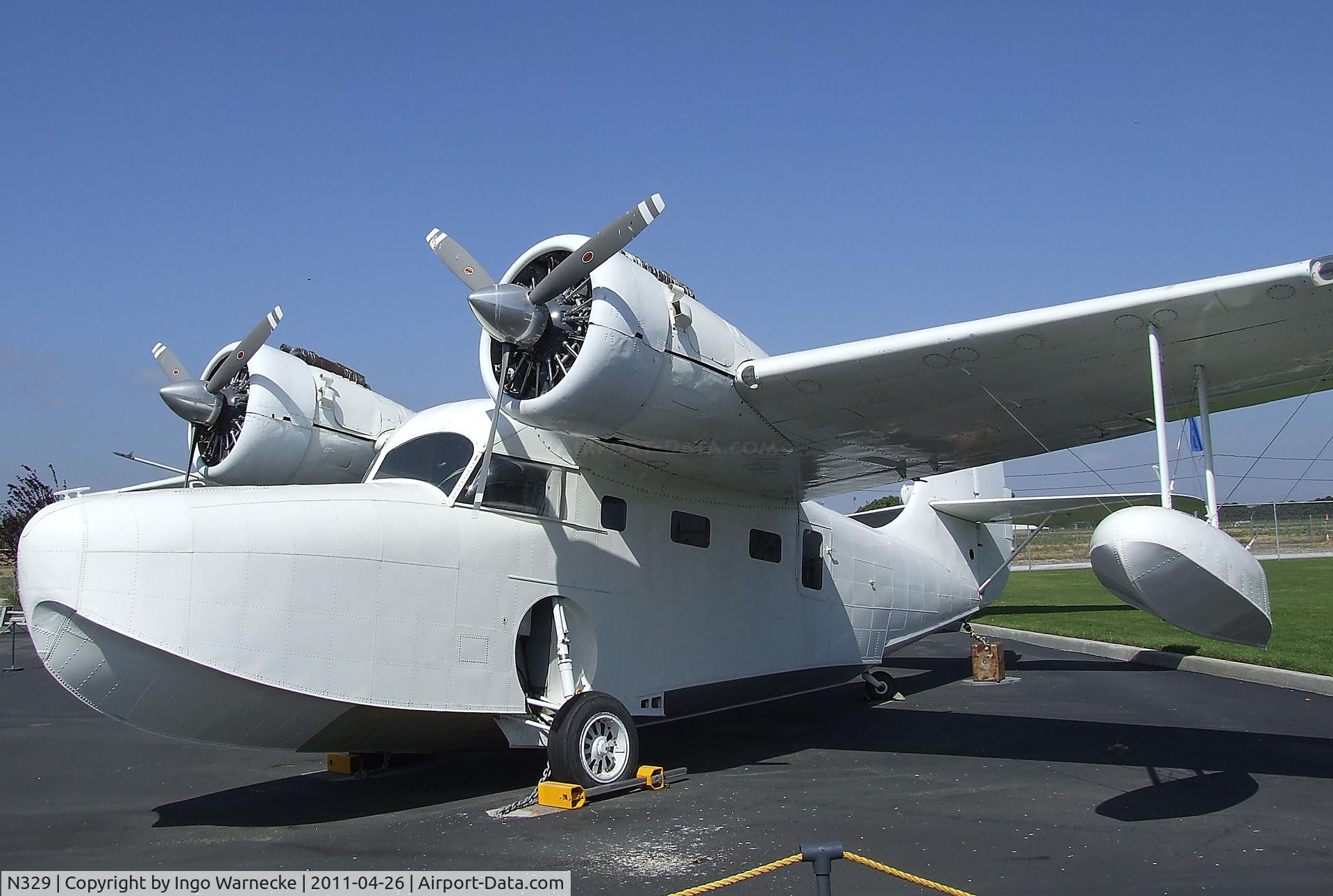 N329, 1945 Grumman G-21A Goose C/N B-140, Grumman G-21A Goose at the Yanks Air Museum, Chino CA