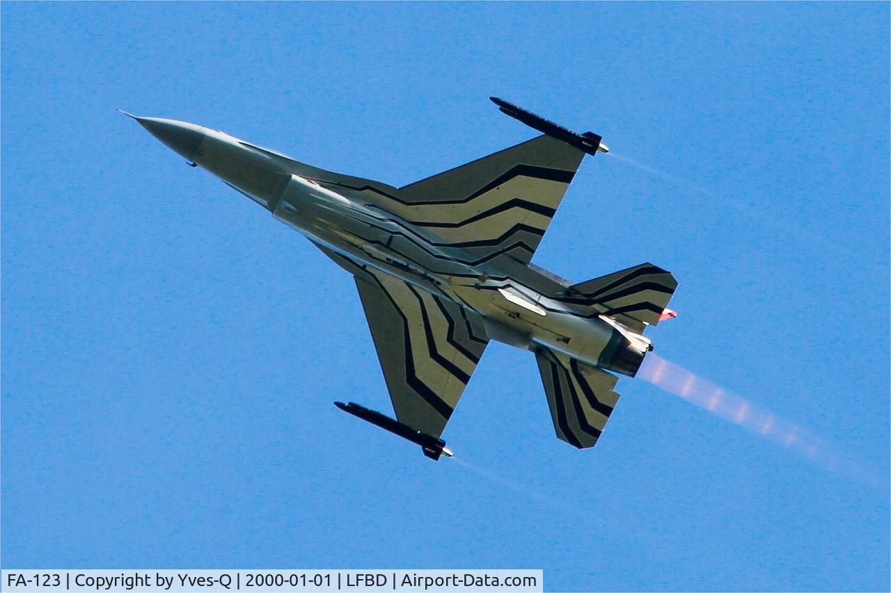 FA-123, SABCA F-16AM Fighting Falcon C/N 6H-123, Belgian Air Force SABCA F-16AM Fighting Falcon, Take off rwy 23, Bordeaux-Mérignac Air Base 106 (LFBD-BOD) Open day 2017