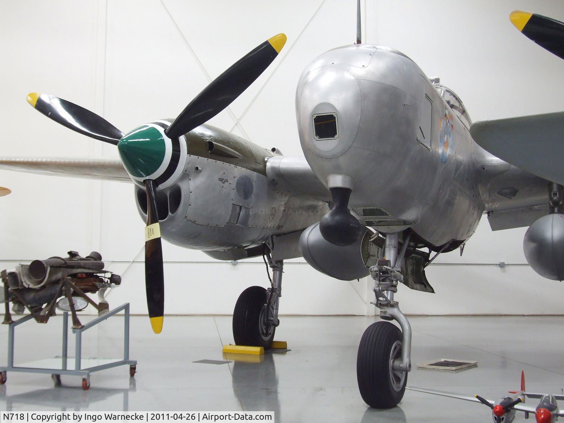 N718, 1944 Lockheed P-38L C/N 8187, Lockheed P-38L (F-5G) Lightning at the Yanks Air Museum, Chino CA