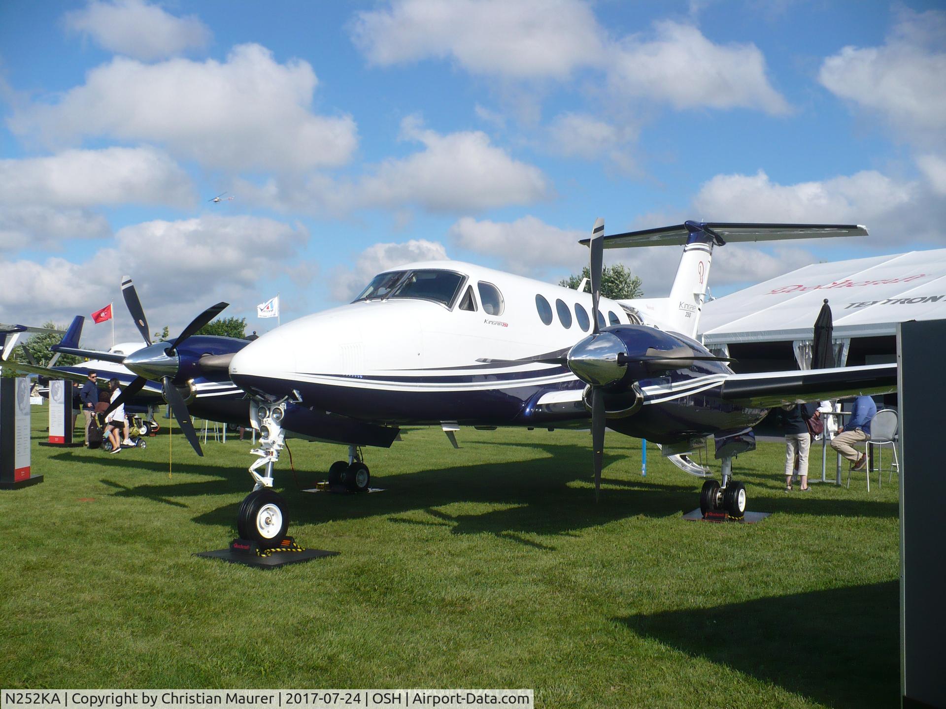 N252KA, 2015 Beech 200GT C/N BY-252, Beech 200