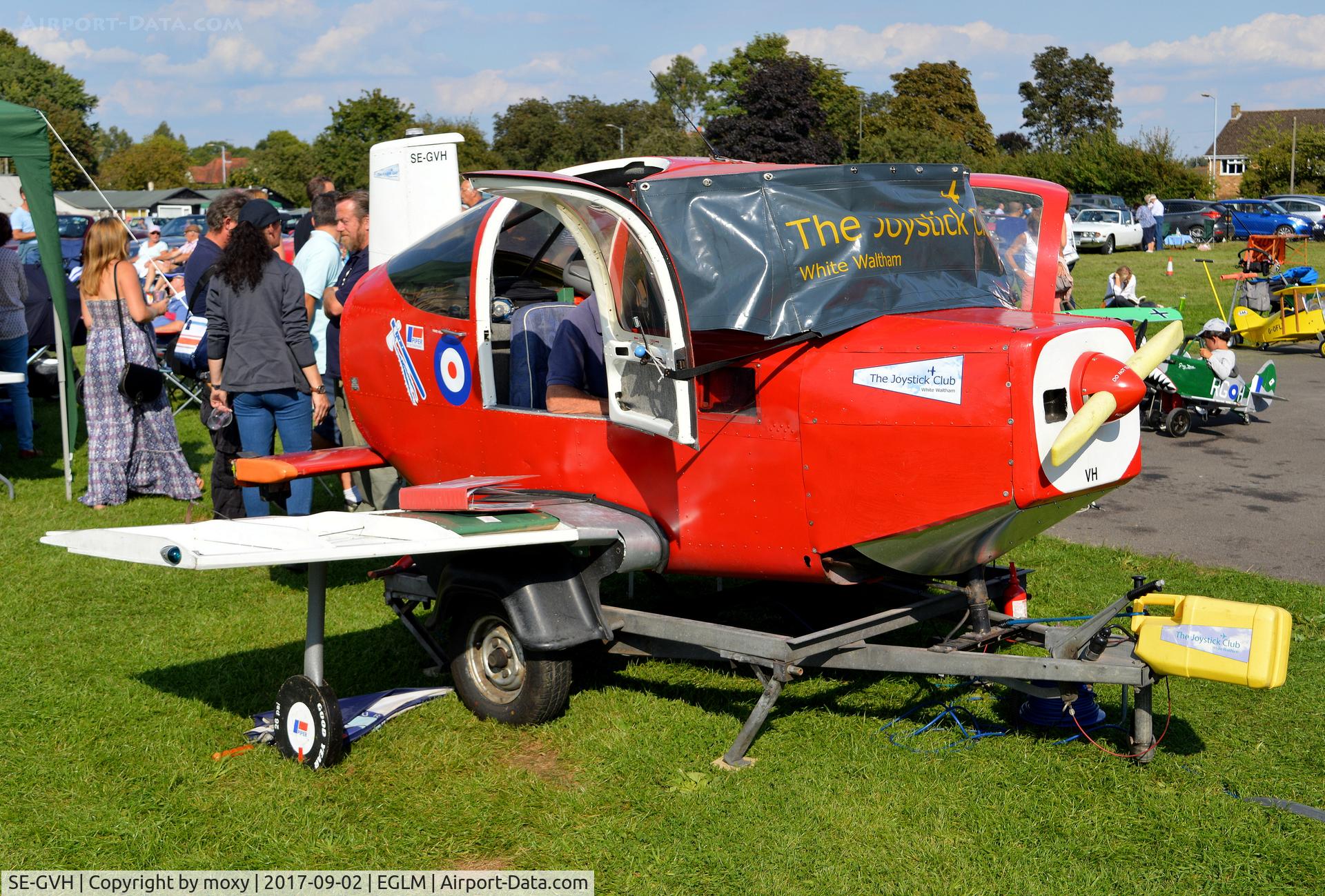 SE-GVH, Piper PA-38-112 Tomahawk Tomahawk C/N 38-78A0053, Butchered Piper PA-38-112 Tomahawk at White Waltham.