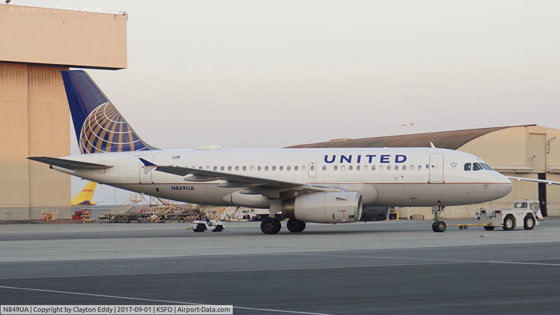 N849UA, 2002 Airbus A319-131 C/N 1649, SFO 2017.