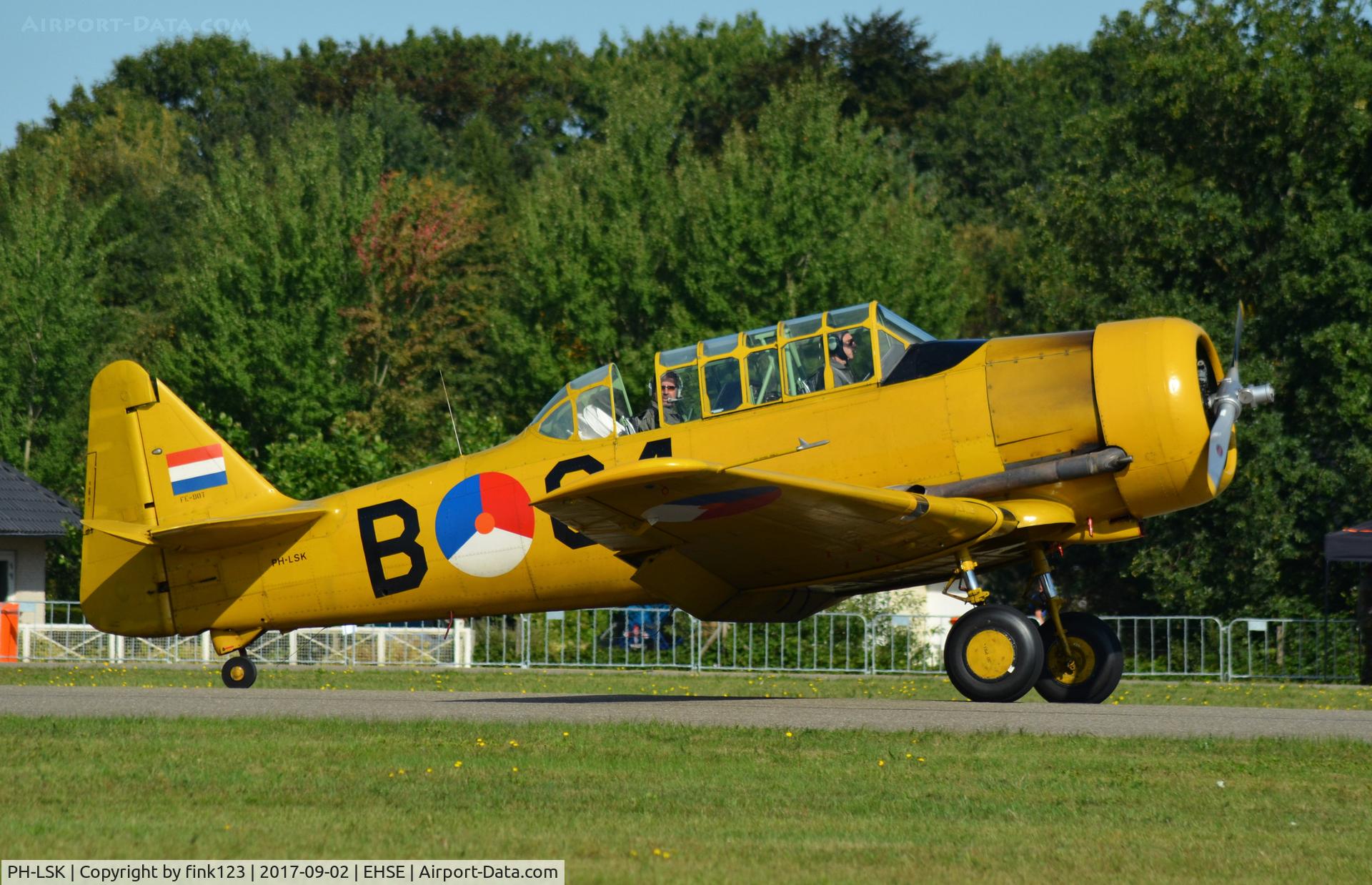 PH-LSK, 1942 Noorduyn AT-16 Harvard IIB C/N 14-641, HARVARD