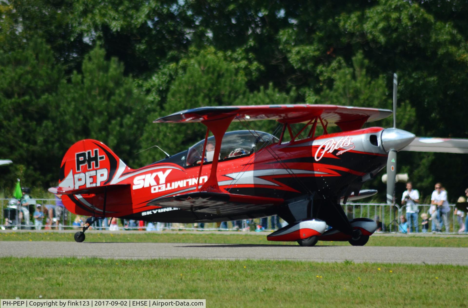 PH-PEP, Aviat Pitts S-2B Special C/N 5251, STUNT PLANE AT SEPPE