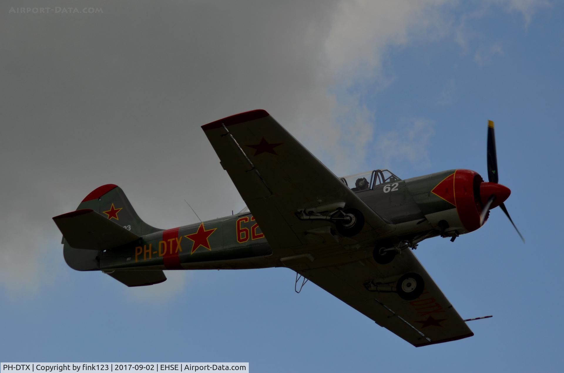PH-DTX, 1987 Yakovlev Yak-52 C/N 877803, YAK52 TAKEOFF