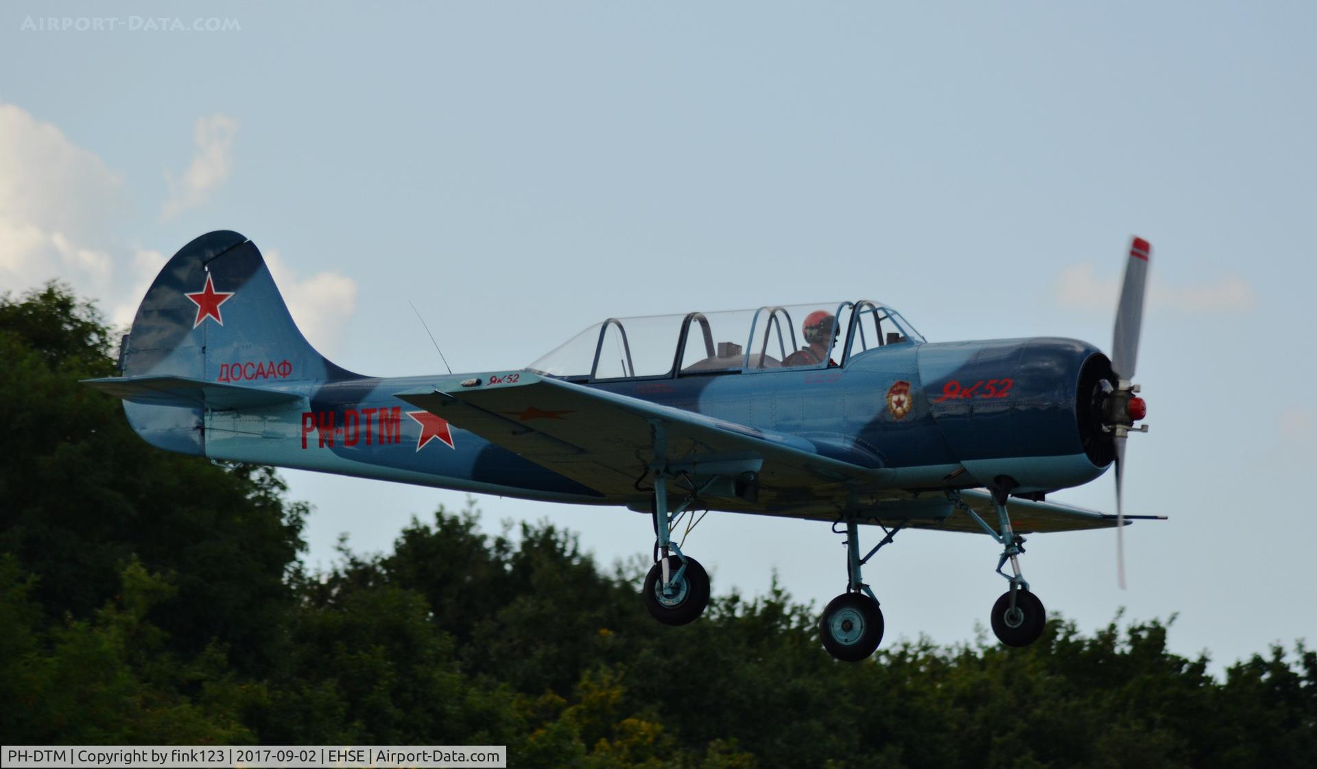 PH-DTM, 1988 Yakovlev (Aerostar) Yak-52 C/N 888914, YAK52