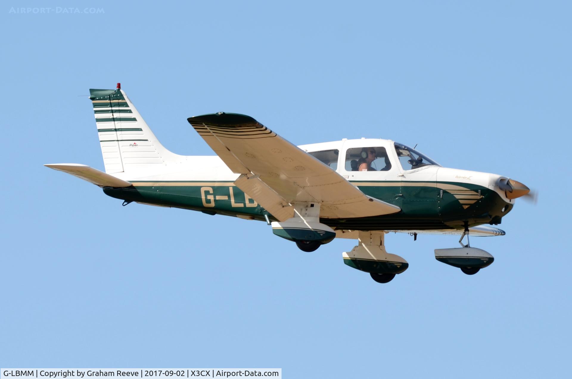 G-LBMM, 1978 Piper PA-28-161 Cherokee Warrior II C/N 28-7816440, Landing at Northrepps.