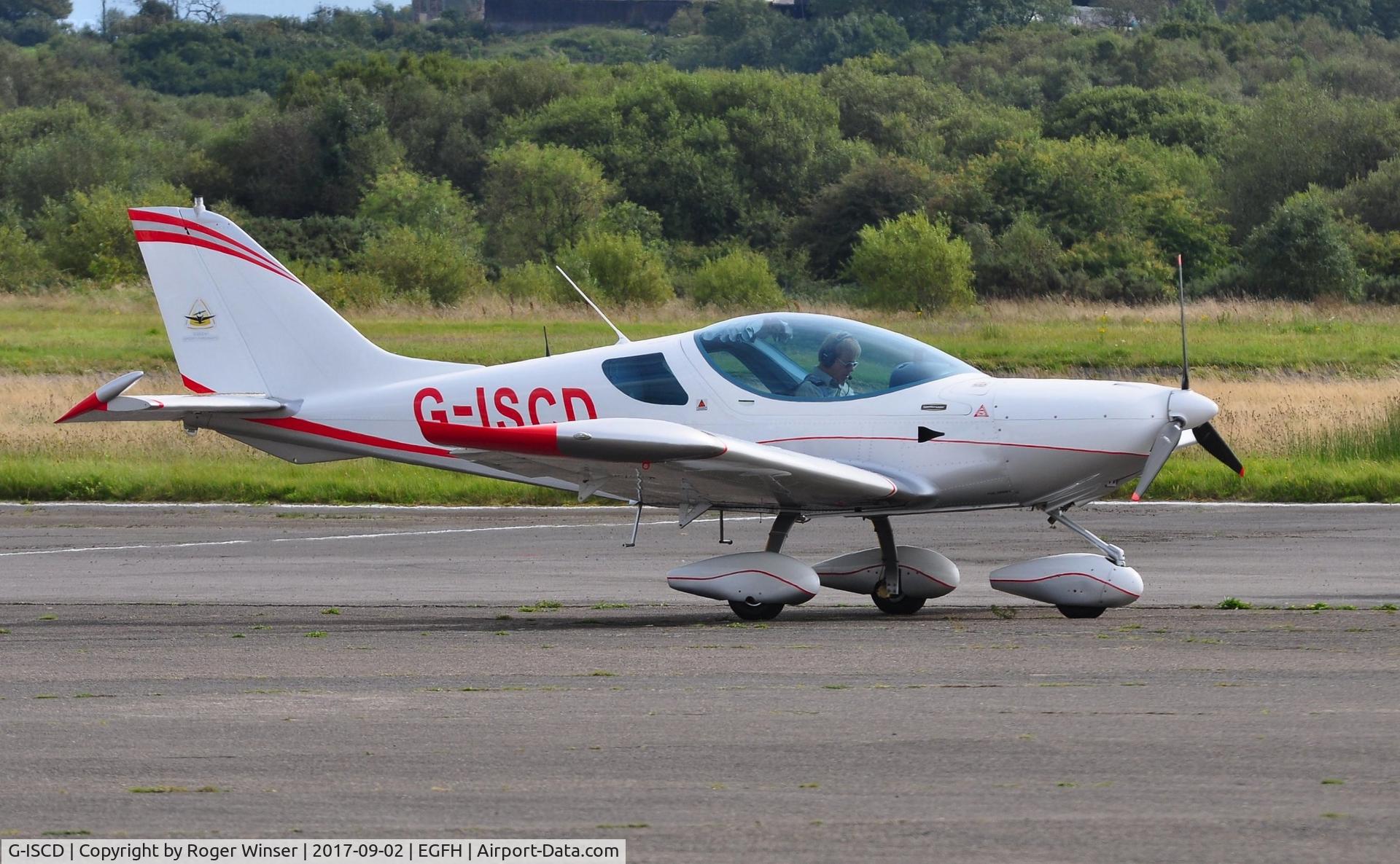 G-ISCD, 2010 CZAW SportCruiser C/N 10SC297, Visiting SportCruiser.