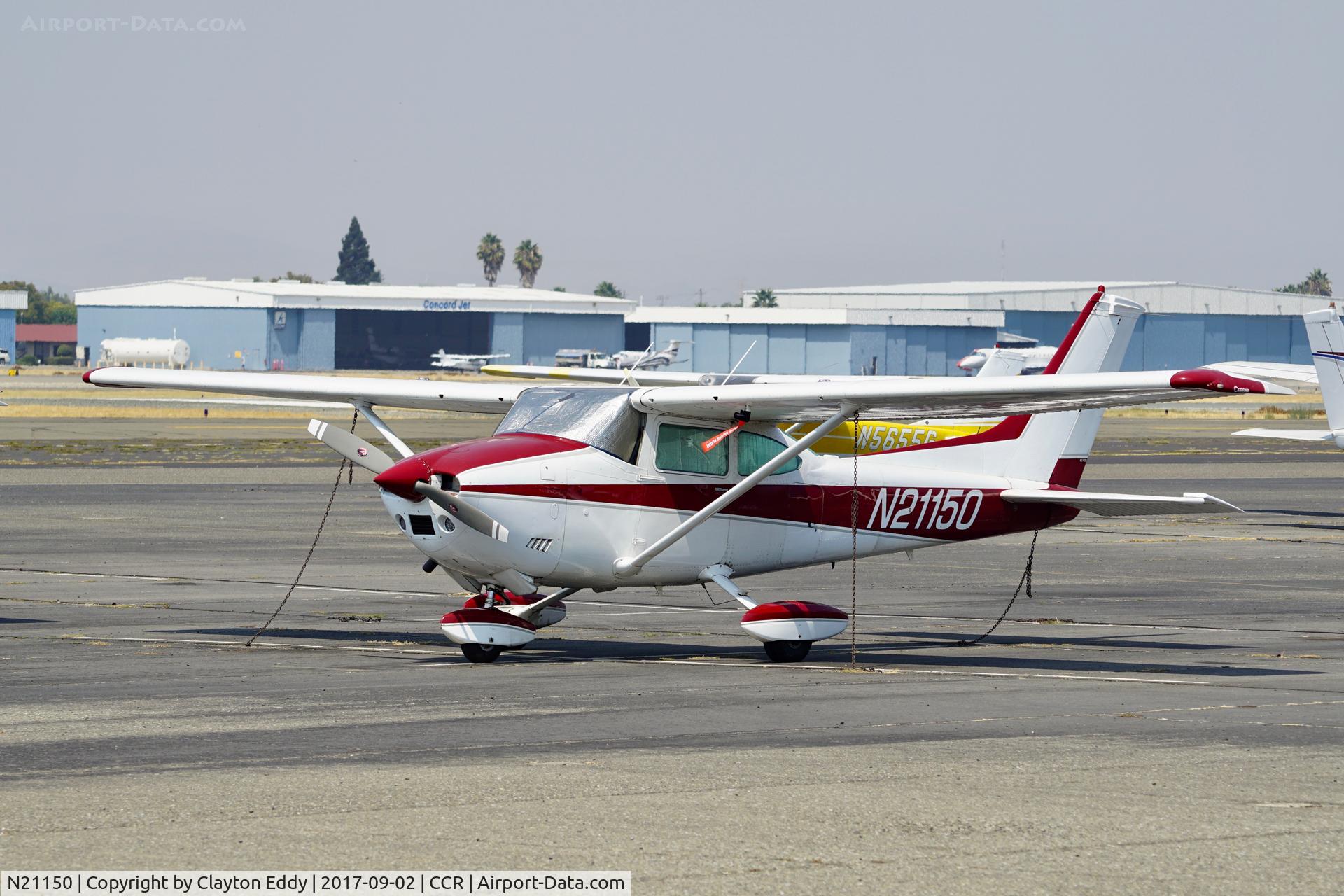 N21150, 1972 Cessna 182P Skylane C/N 18261448, Buchanan Field Concord California. 2017.