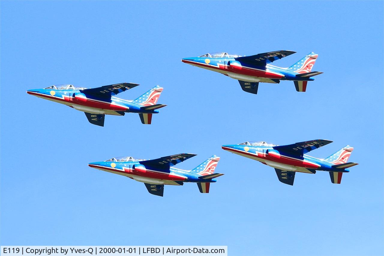 E119, Dassault-Dornier Alpha Jet E C/N E119, Dassault-Dornier Alpha Jet E (F-UGFE), Athos 03 of Patrouille de France 2017, Take off rwy 23, Bordeaux-Mérignac Air Base 106 (LFBD-BOD) Open day 2017
