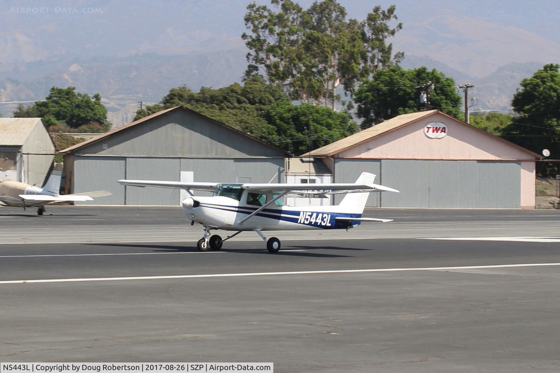 N5443L, 1980 Cessna 152 C/N 15284315, 1980 Cessna 152, Lycoming O-235 115 Hp, landing roll Rwy 22