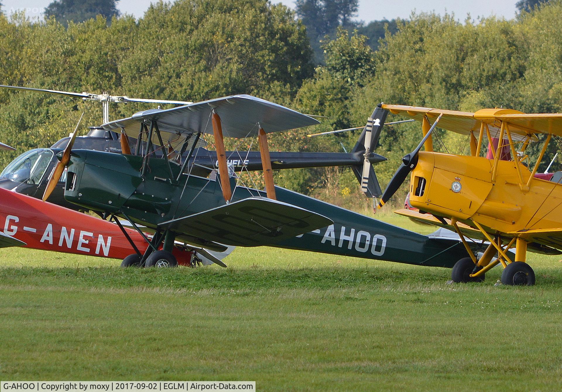 G-AHOO, 1943 De Havilland DH-82A Tiger Moth II C/N 86149, De Havilland DH-82A Tiger Moth at White Waltham.