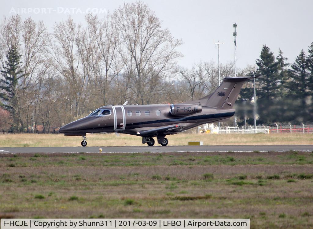 F-HCJE, 2011 Embraer EMB-500 Phenom 100 C/N 50000263, Ready for take off from rwy 32R