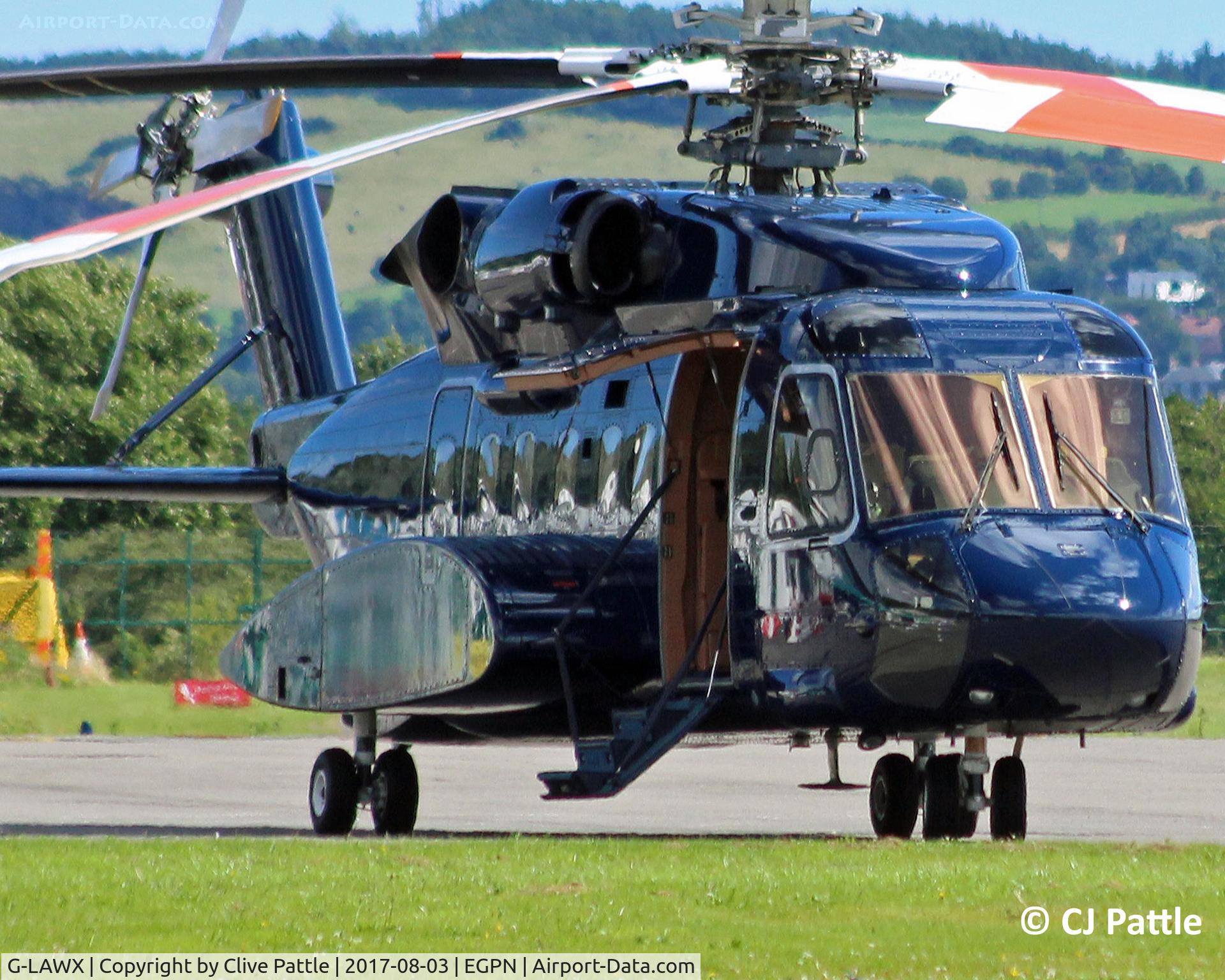 G-LAWX, 2004 Sikorsky S-92A C/N 920007, Visiting Dundee