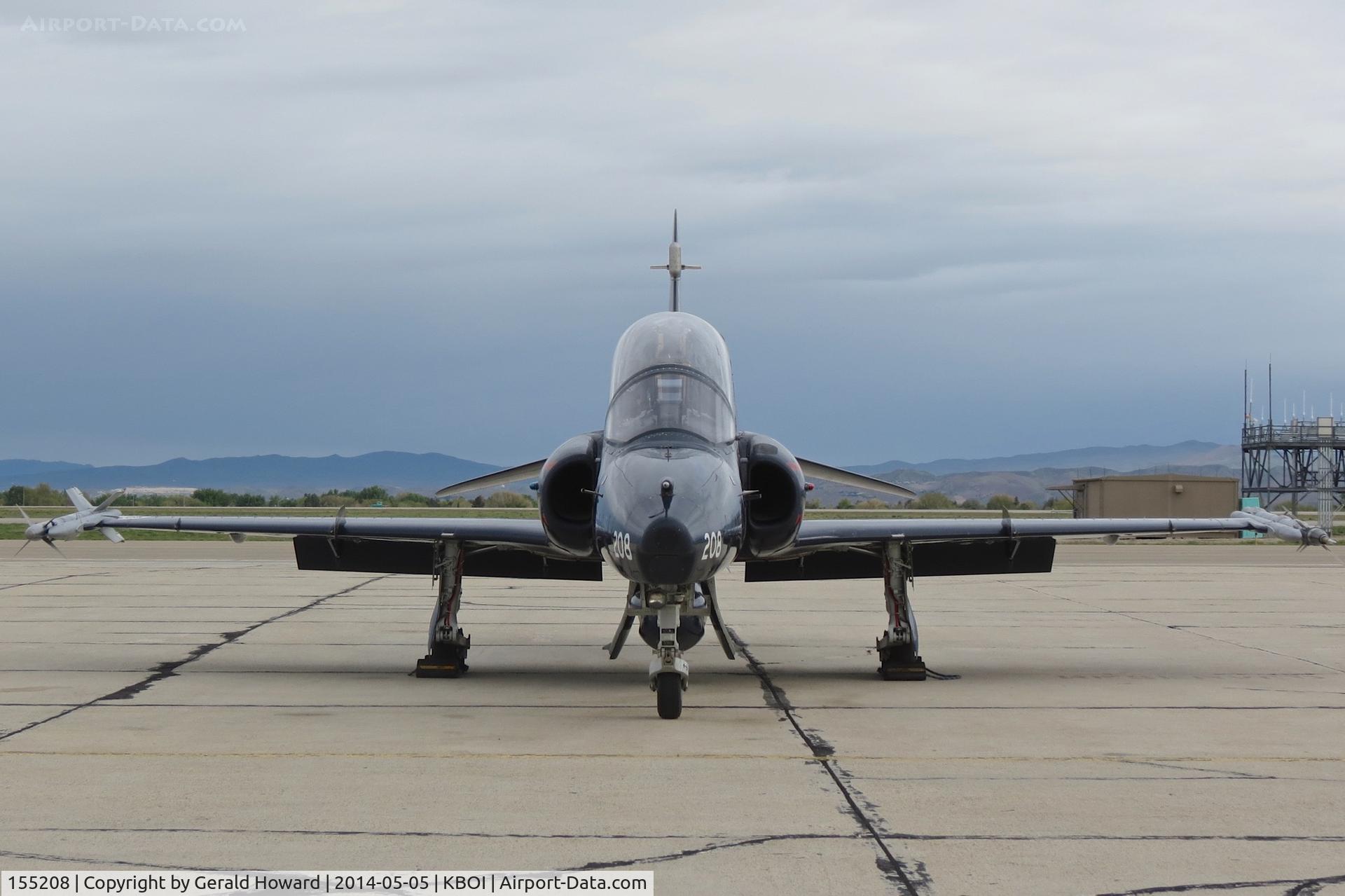 155208, 2000 BAE Systems CT-155 Hawk C/N IT016/702, Parked on south GA ramp.  No.2 CFFTS, Moose Jaw, Saskatchewan, Canada.
