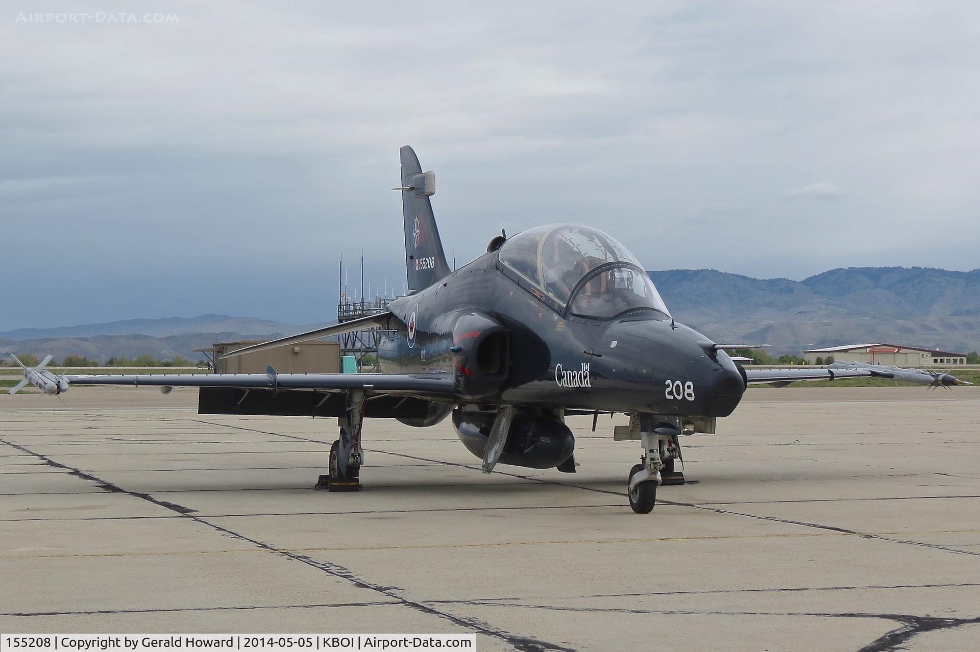 155208, 2000 BAE Systems CT-155 Hawk C/N IT016/702, Parked on south GA ramp.  No.2 CFFTS, Moose Jaw, Saskatchewan, Canada.
