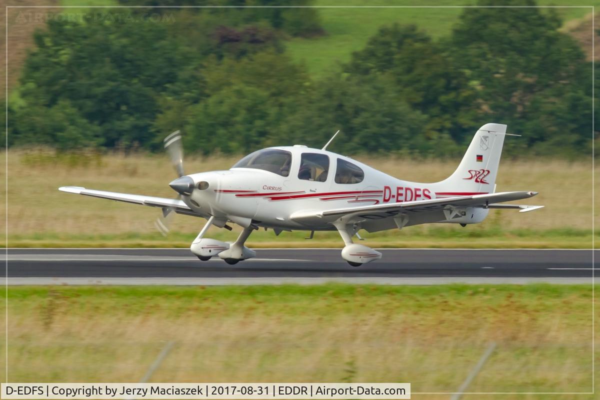 D-EDFS, Cirrus SR22 C/N 623, Cirrus SR-22