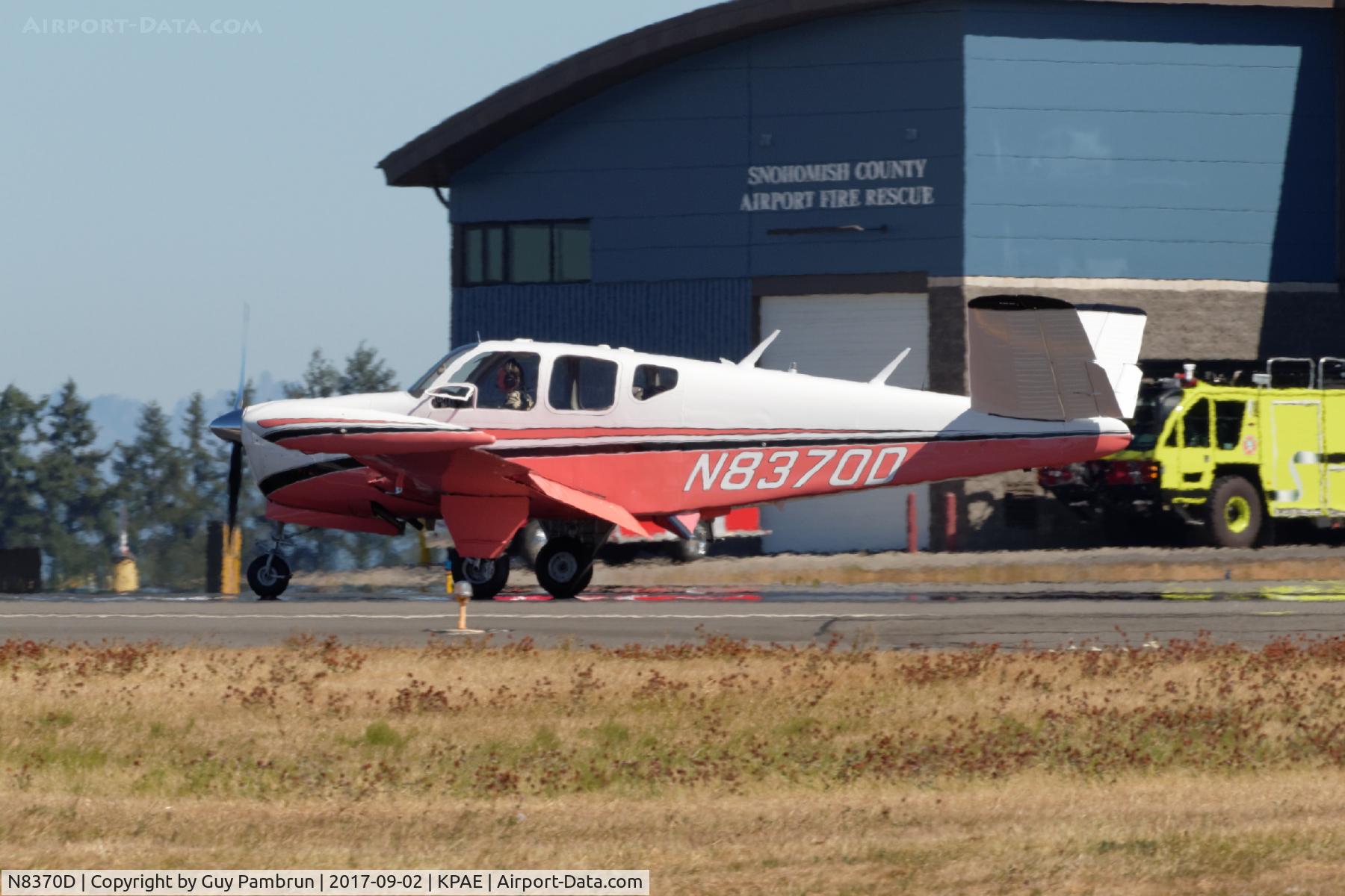 N8370D, 1958 Beech J35 Bonanza C/N D-5463, Landing