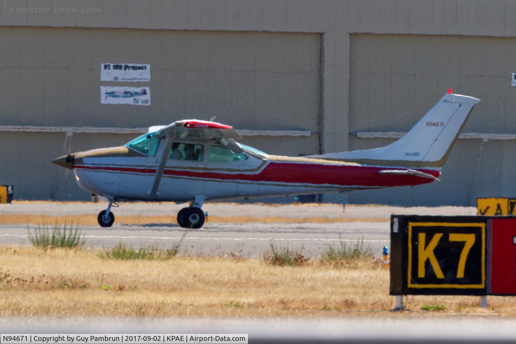 N94671, 1978 Cessna 182Q Skylane C/N 18266485, Landing