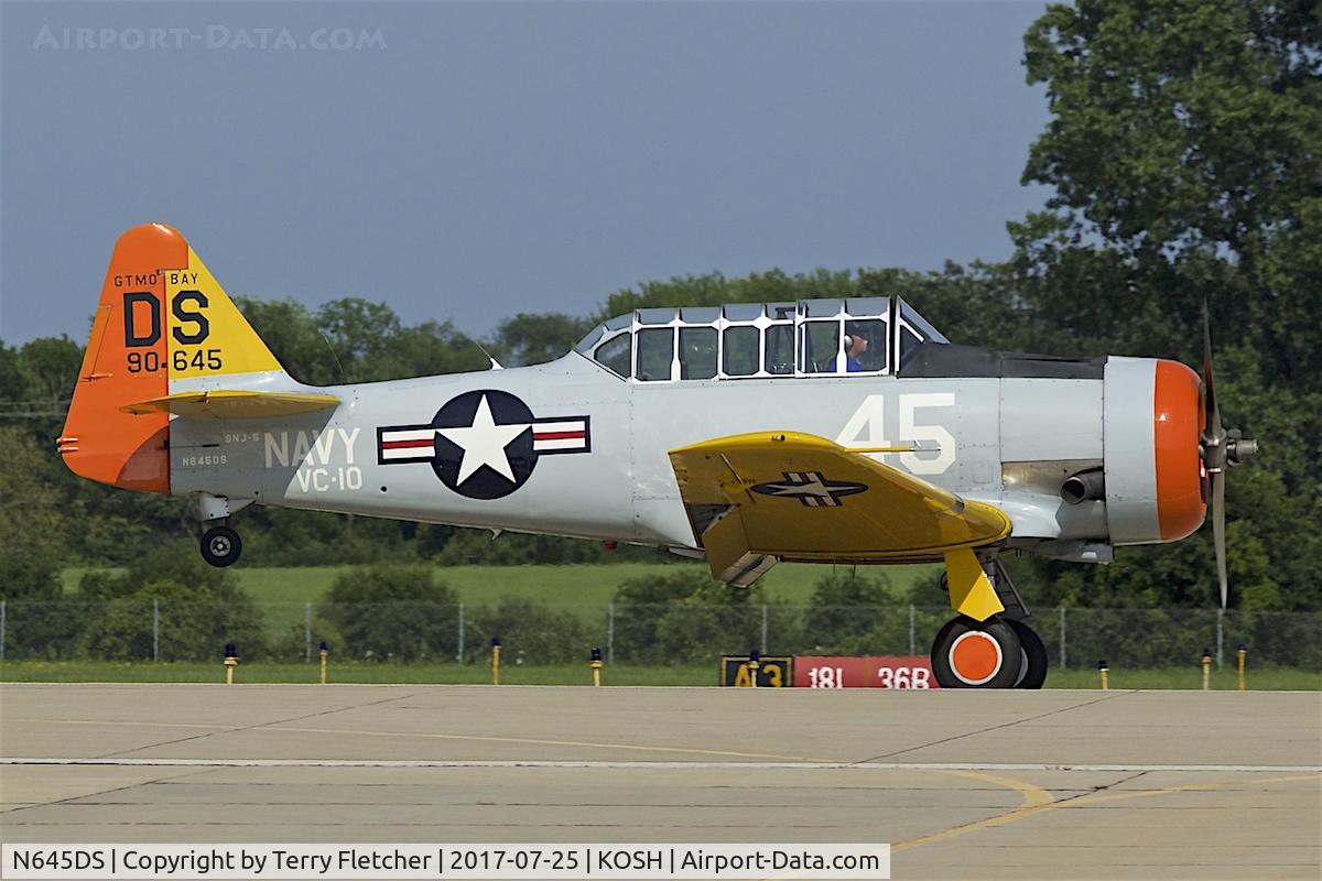 N645DS, 1944 North American SNJ-5 Texan Texan C/N 88-17678, at 2017 AirVenture at Oshkosh