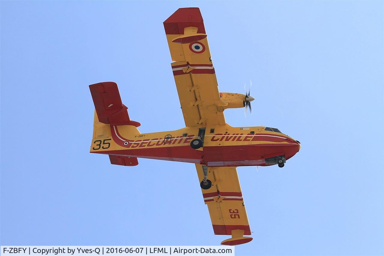 F-ZBFY, Canadair CL-215-6B11 CL-415 C/N 2010, Canadair CL-415, Short approach Rwy 32R, Marseille-Provence Airport (LFML-MRS)