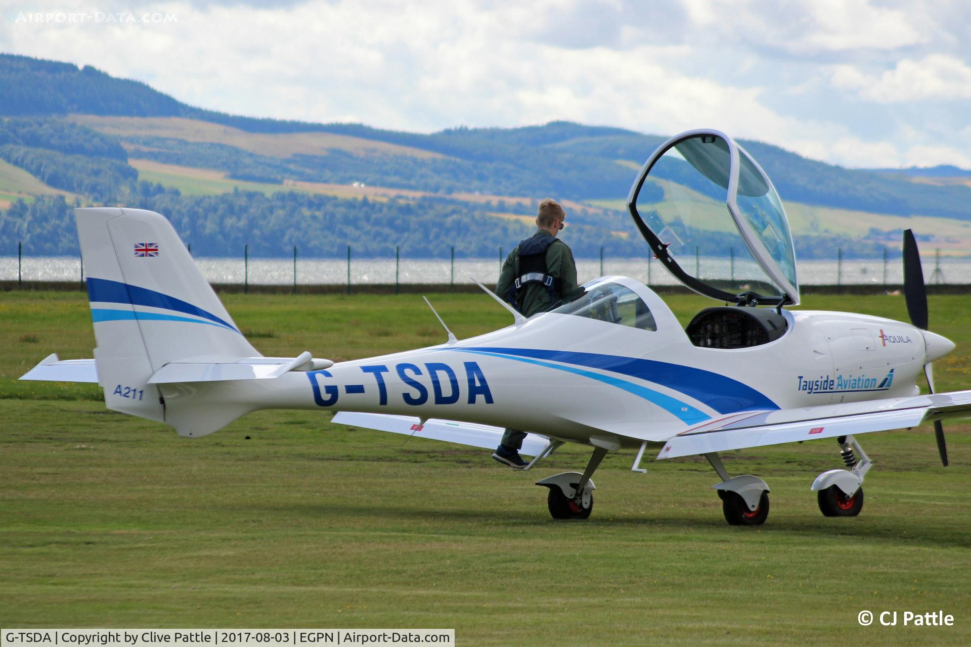 G-TSDA, 2015 Aquila AT01-100A C/N AT01-100A-329, Learning to fly with Tayside Aviation at Dundee