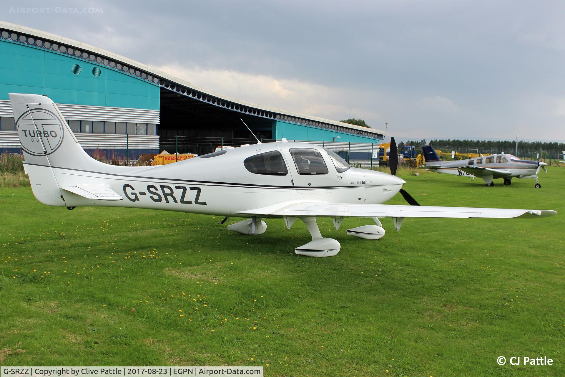 G-SRZZ, 2010 Cirrus SR22 GTS Turbo C/N 3696, Parked up at Dundee