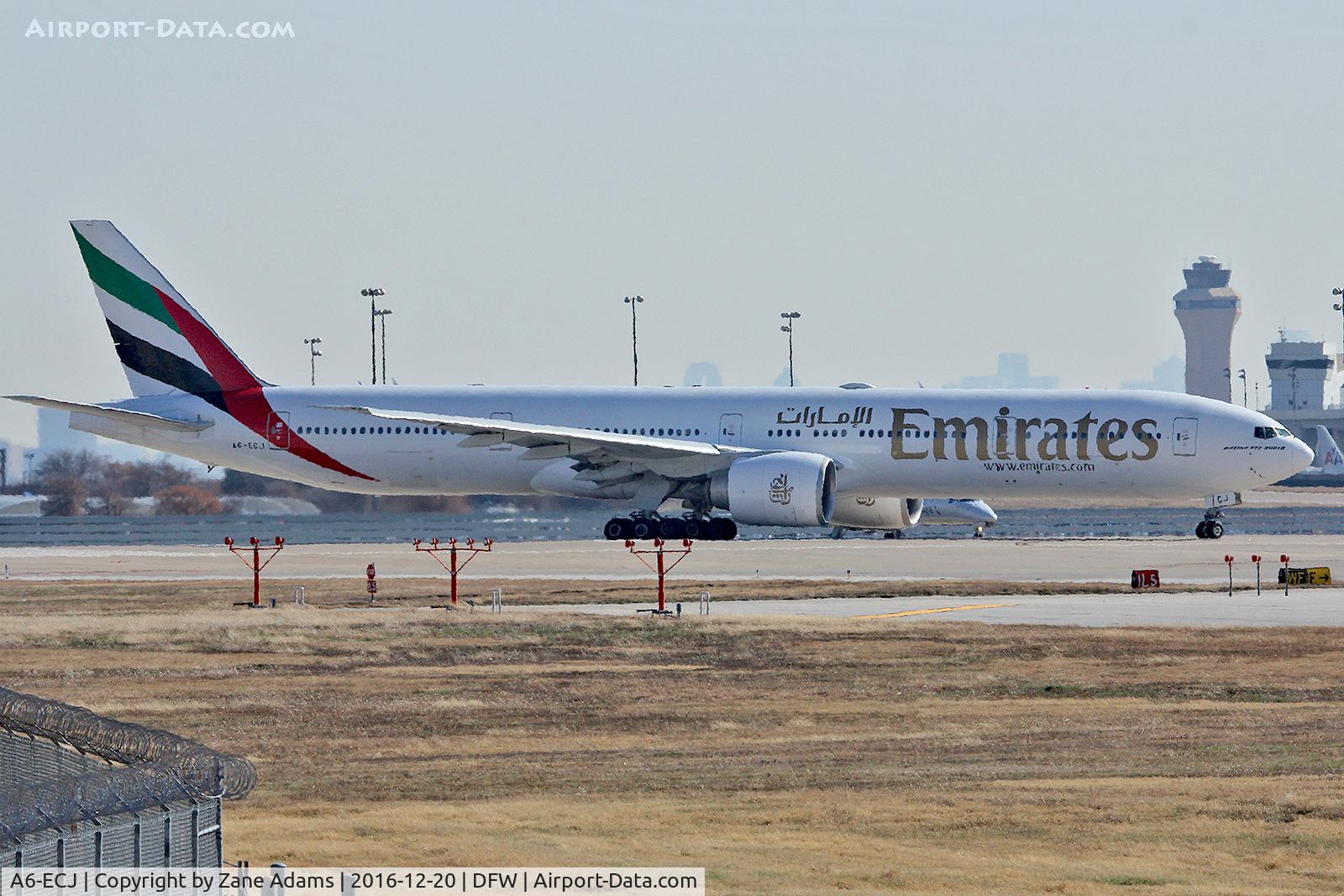 A6-ECJ, 2008 Boeing 777-31H/ER C/N 35583, Departing from DFW Airport