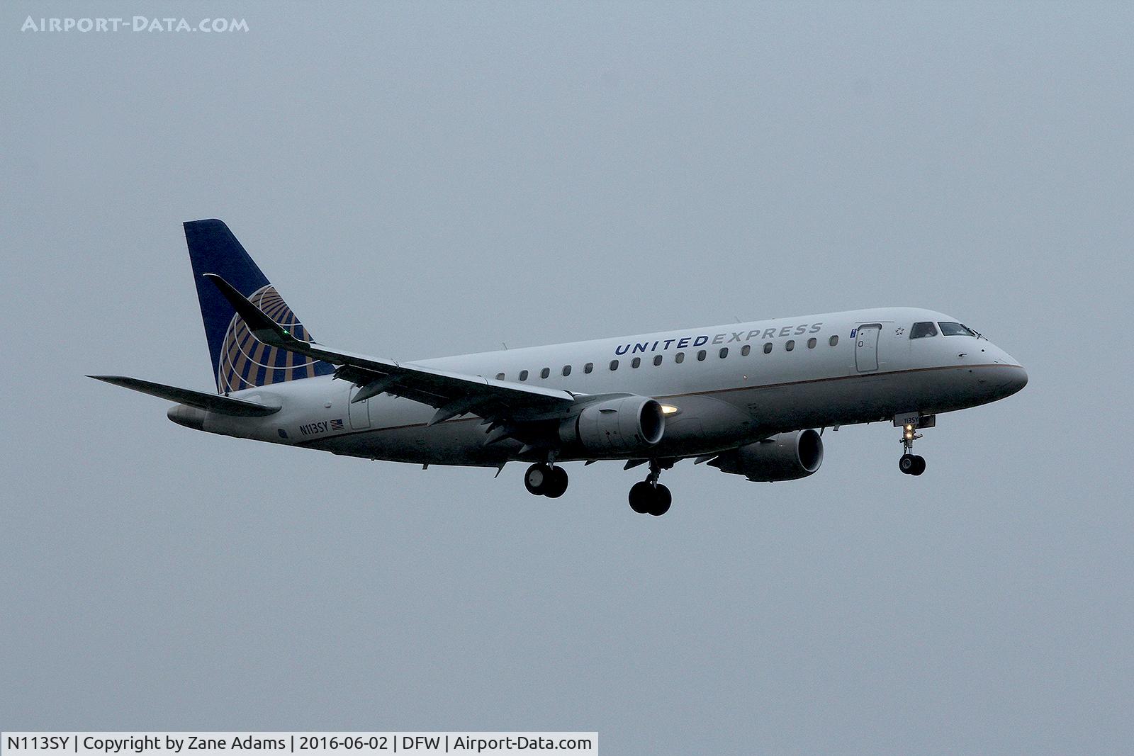 N113SY, 2014 Embraer 175LR (ERJ-170-200LR) C/N 17000407, Arriving at DFW Airport