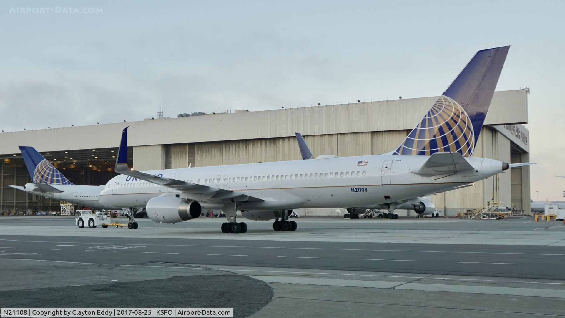 N21108, 1994 Boeing 757-224 C/N 27298, SO 2017.