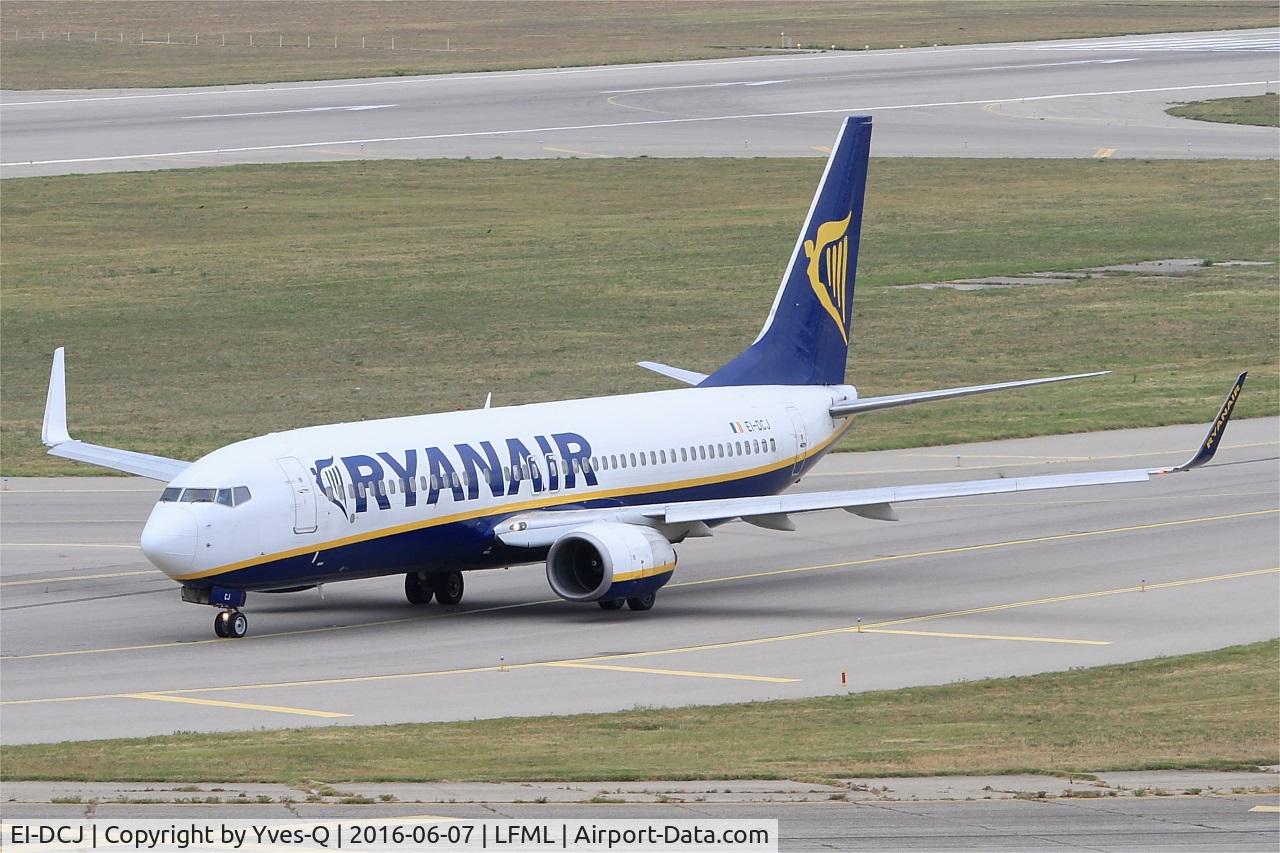 EI-DCJ, 2004 Boeing 737-8AS C/N 33564, Boeing 737-8AS, Taxiing to holding point Rwy 31R, Marseille-Provence Airport (LFML-MRS)