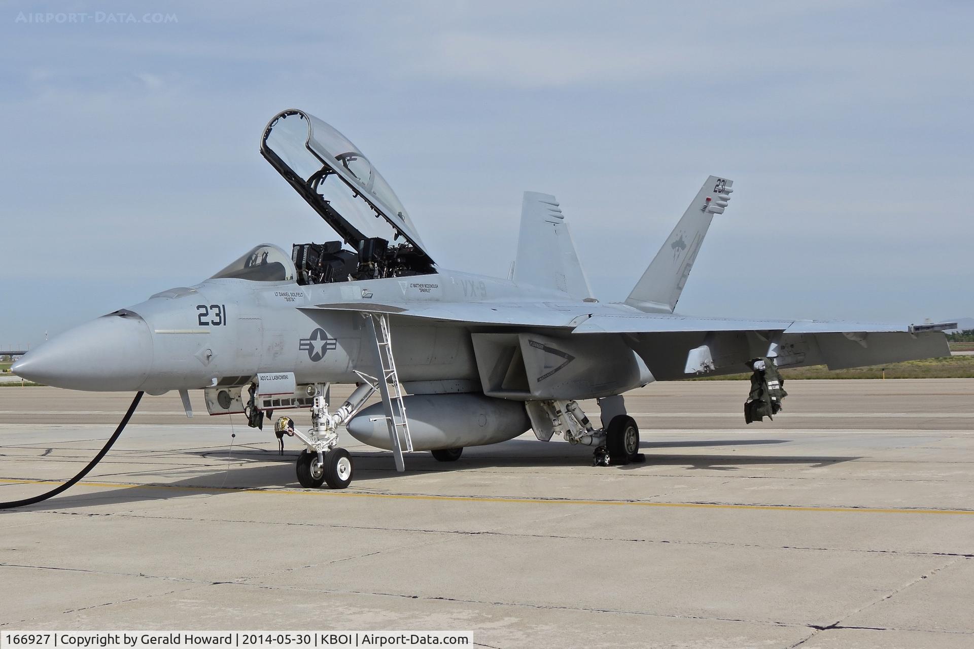 166927, Boeing F/A-18F Super Hornet C/N F235, Parked on south GA ramp. VX-9 