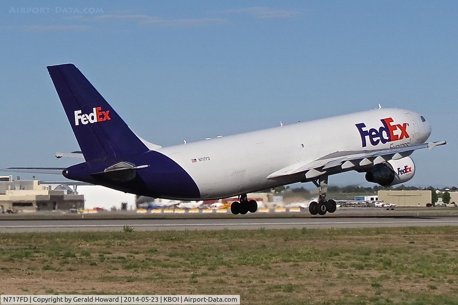 N717FD, 1987 Airbus A300B4-622 C/N 361, Departing RWY 28L.