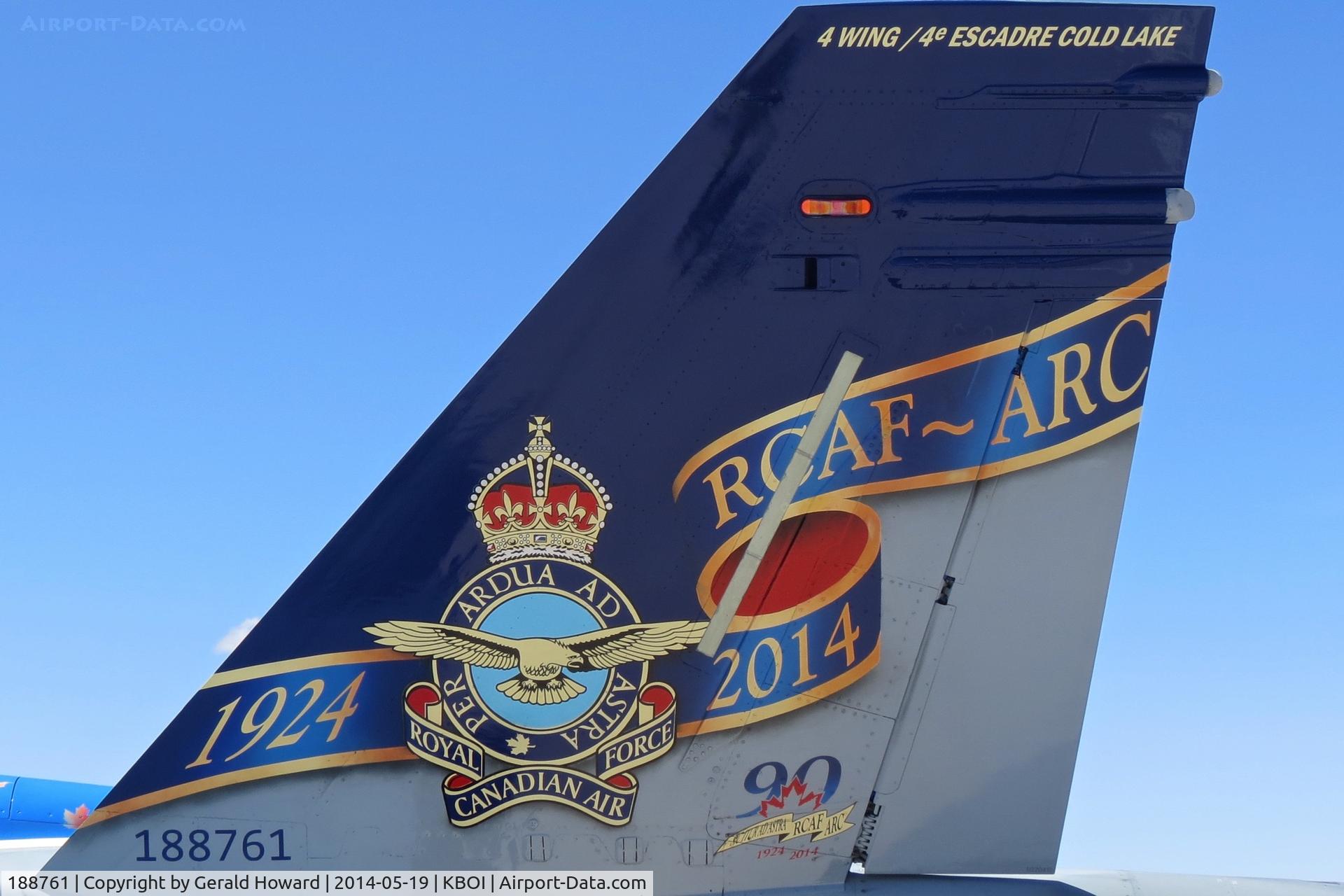 188761, 1986 McDonnell Douglas CF-188A Hornet C/N 417/A346, Parked on the south GA ramp. 4 Wing, Cold Lake, Alberta, Canada.