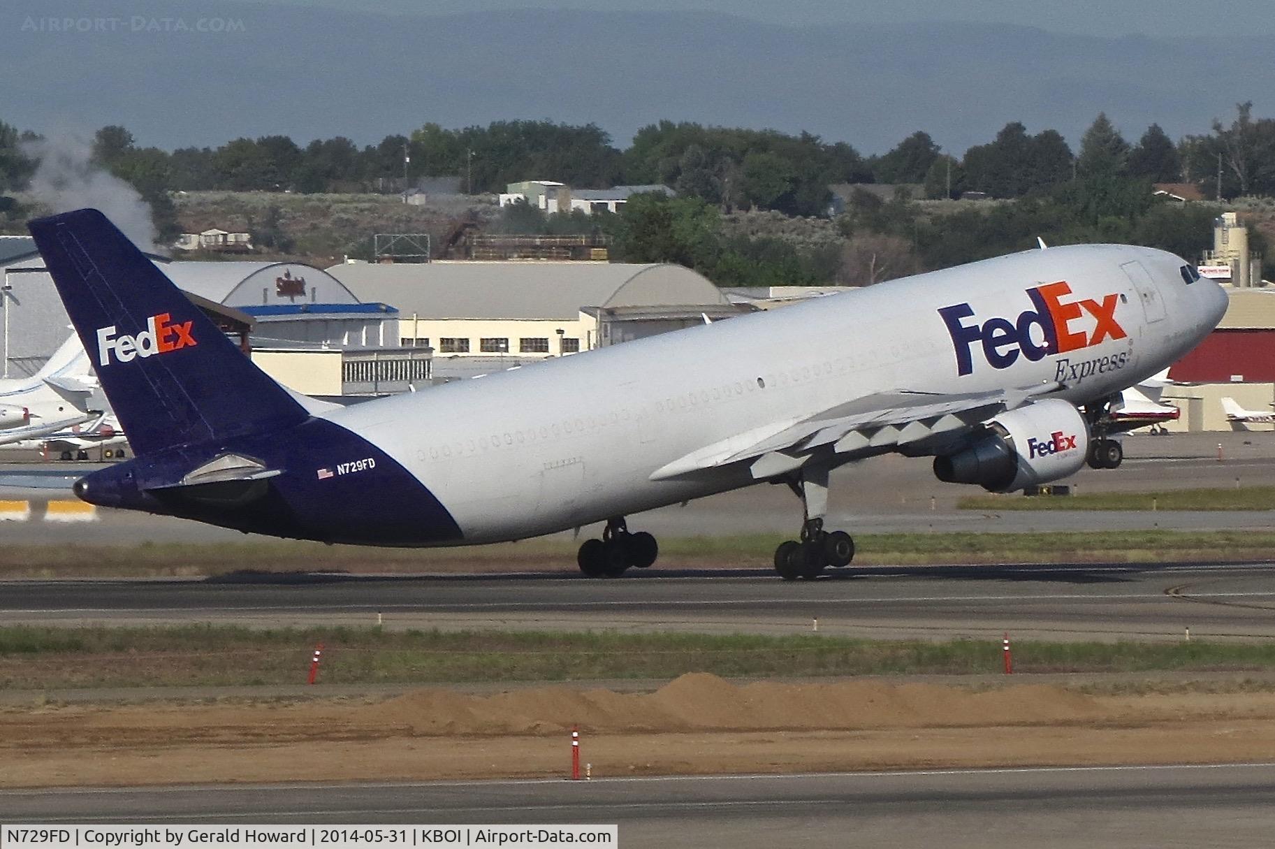 N729FD, 1992 Airbus A300B4-622R C/N 657, Take off roll on RWY 28L.
